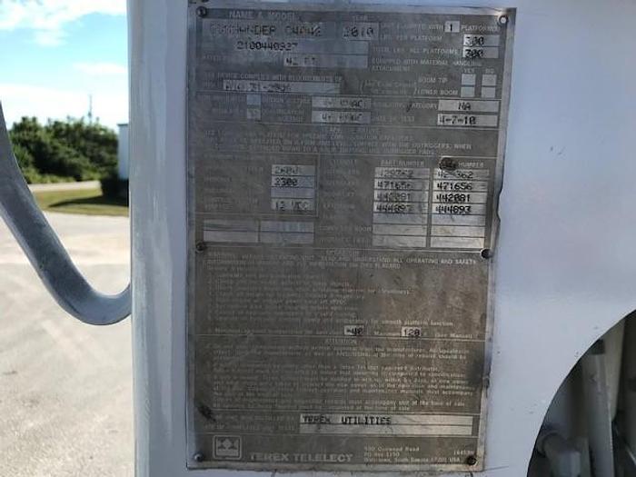 Used 2010 Ford F750 Telelect Commander 4042 Digger Derrick - C76440