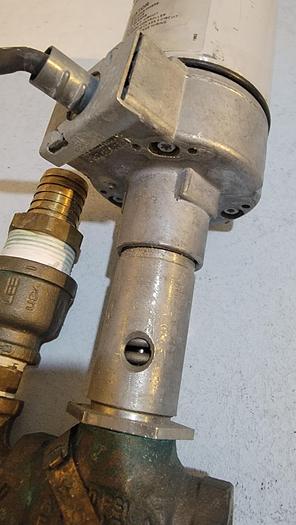 Used Schneider Barber-Colman 120V 2-Position Hydraulic Valve Actuator (108)