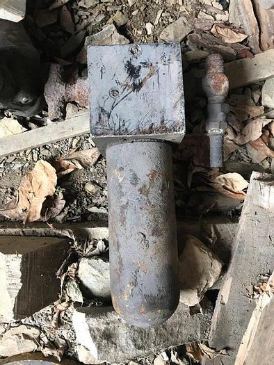 Used Single Filter Base / Cylinder Housing Assembly