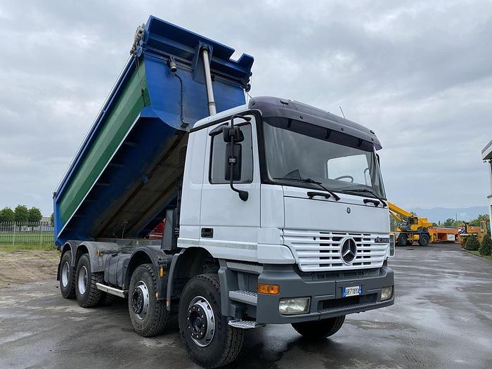 Usato 2001 MERCEDES ACTROS 4143