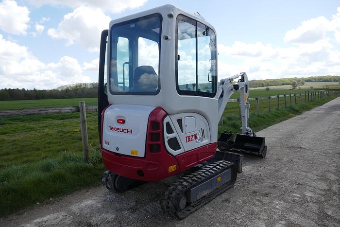 Used 2015 TAKEUCHI TB216