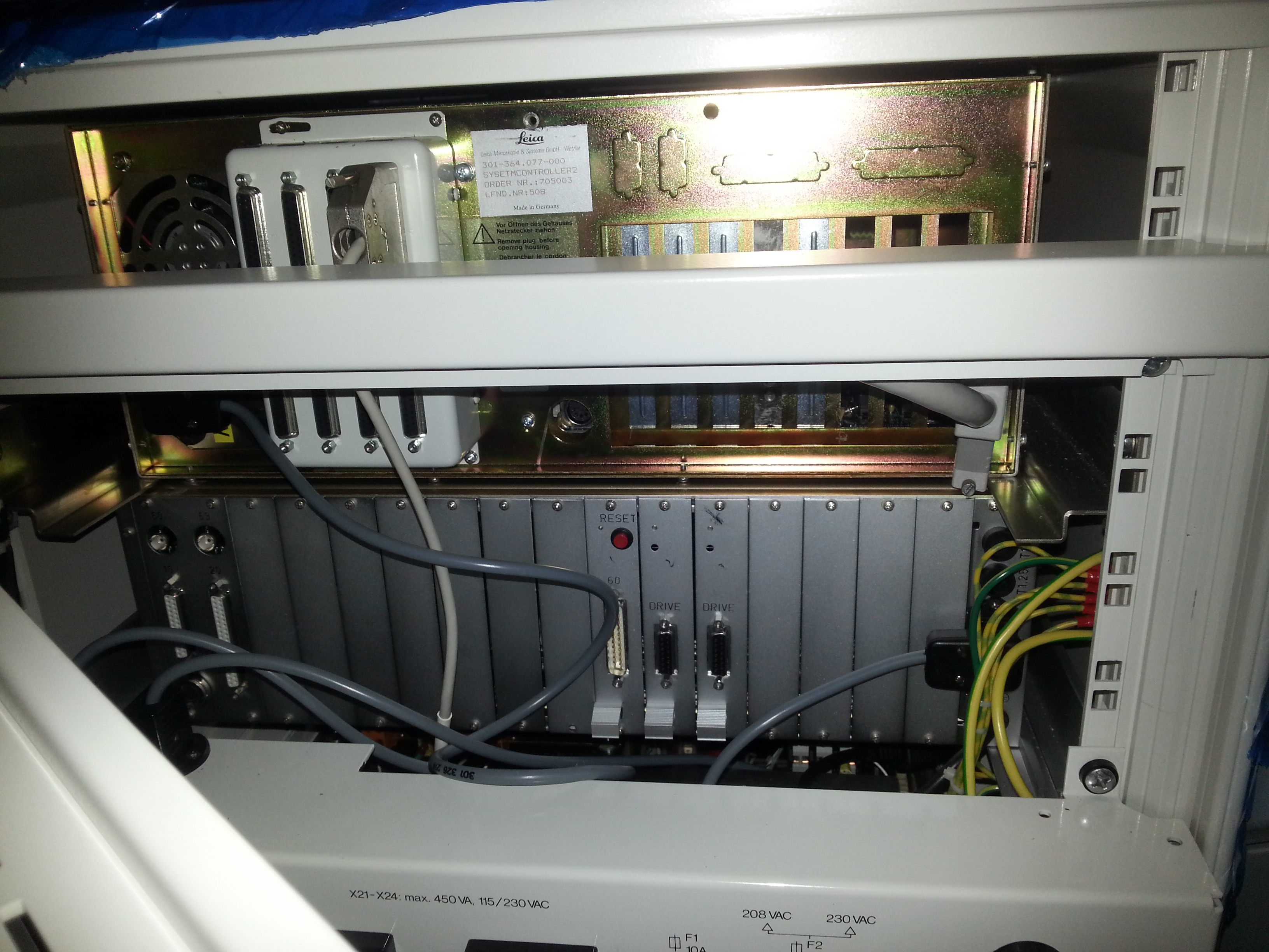 Used Leica MIS-200 FOR PARTS