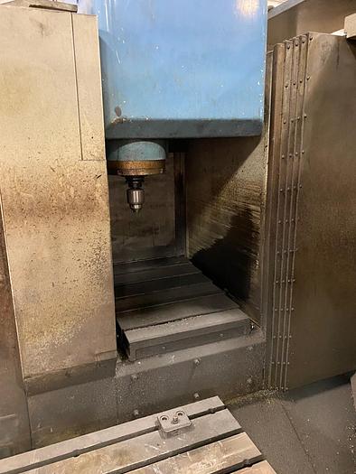 Used Mazak VTC-200B CNC Vertical Machining Center