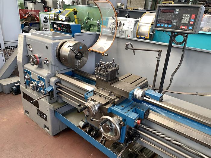 D'occasion Tornio Parallelo CMT URSUS 250