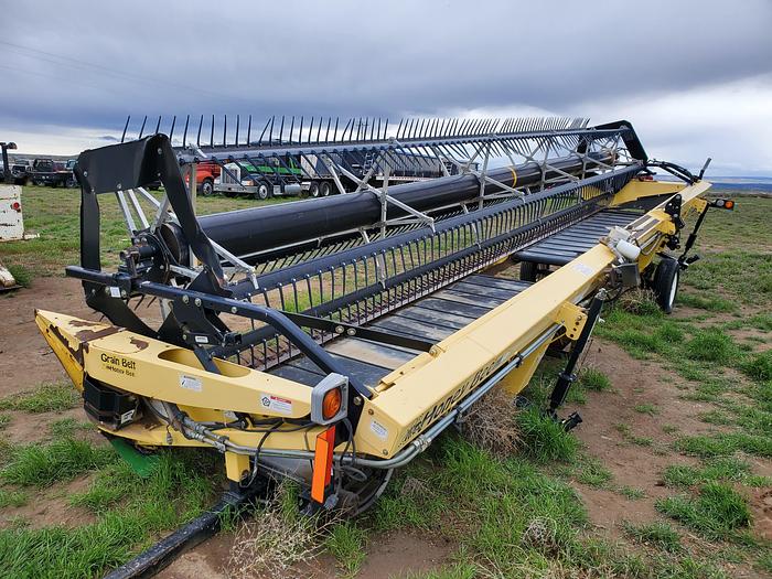 Used 30' Honey Bee WS30 Draper Header