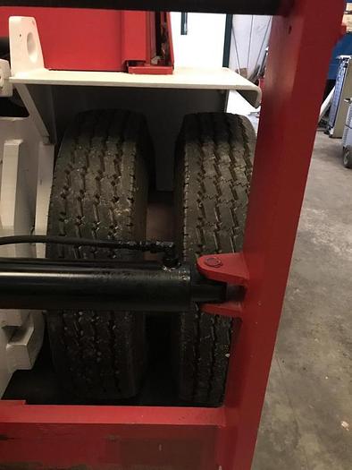 Usato CATERPILLAR   V25O