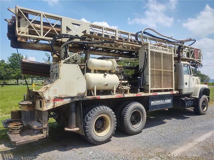 Used 1991 Ingersoll-Rand T3W Drill Rig