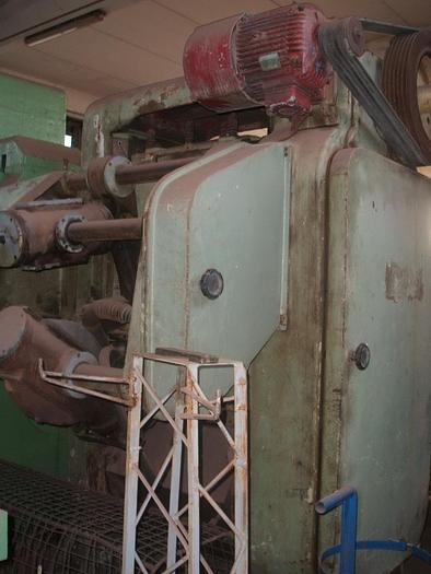Used ROOF TILE PRESS MORANDO MOD. PRESSMATIC 6 F