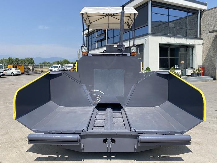 Usato 2007 BOMAG BF331