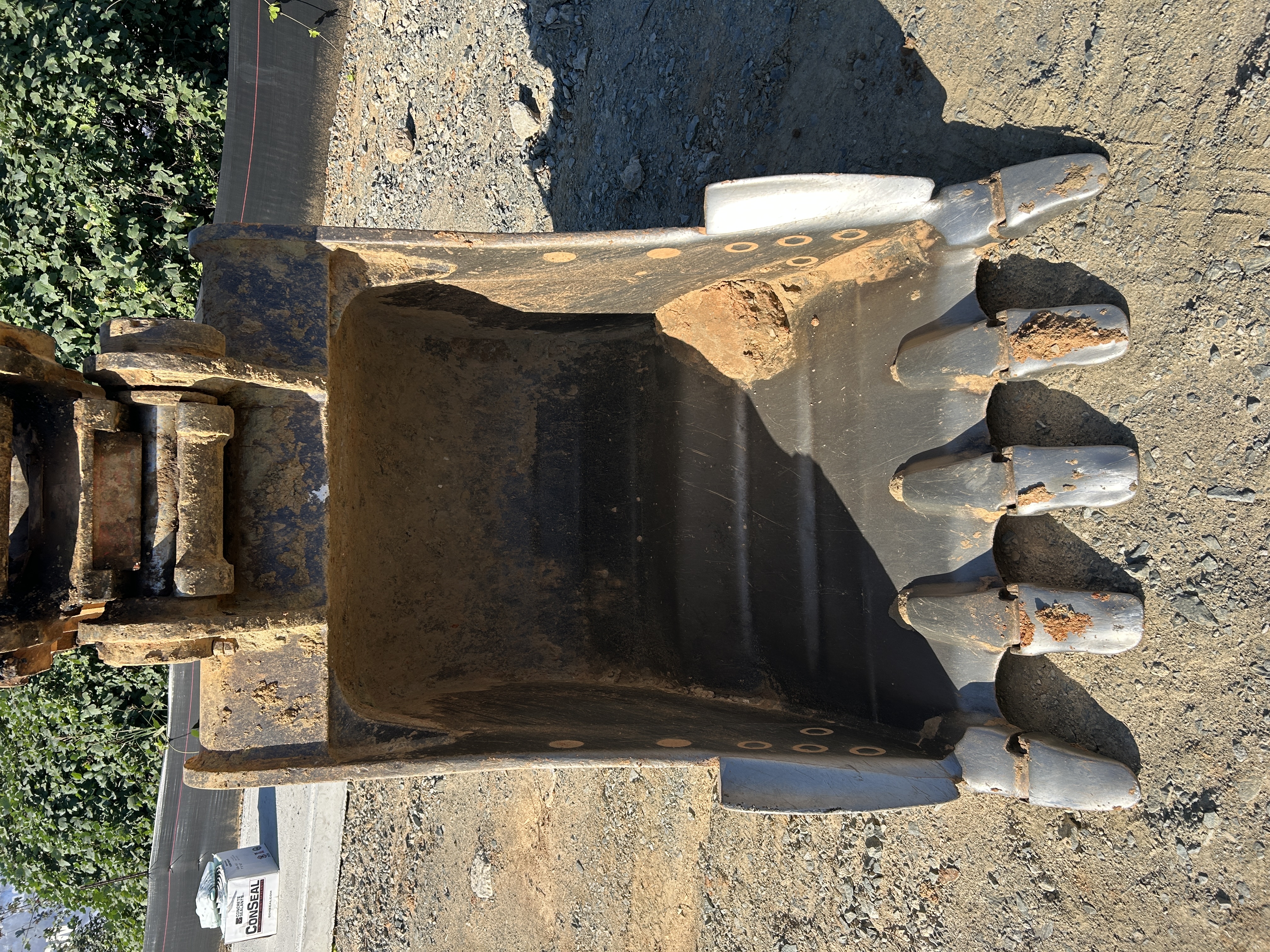 Used 2016 Caterpillar 323FL