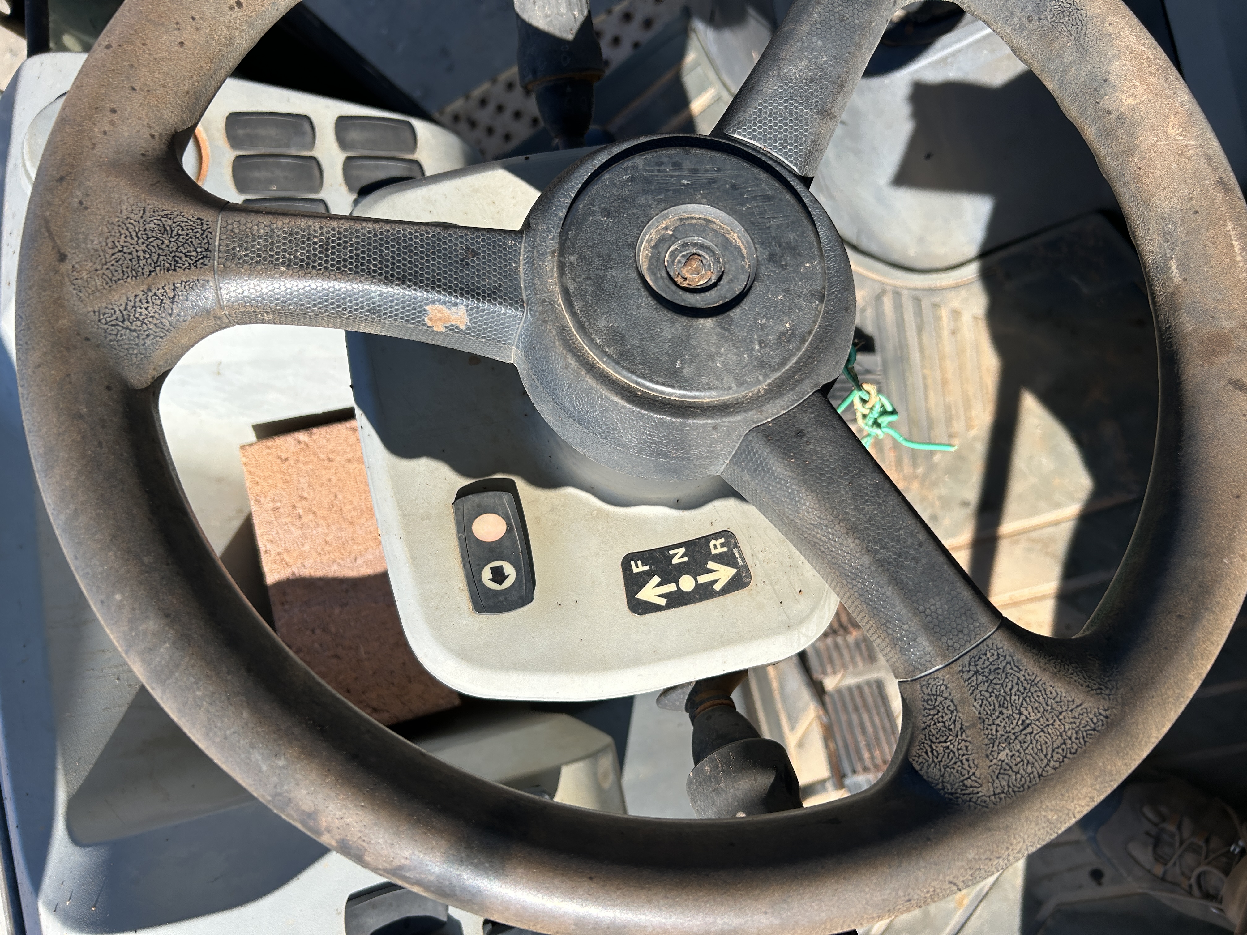 Used 2015 Caterpillar 420F2 IT