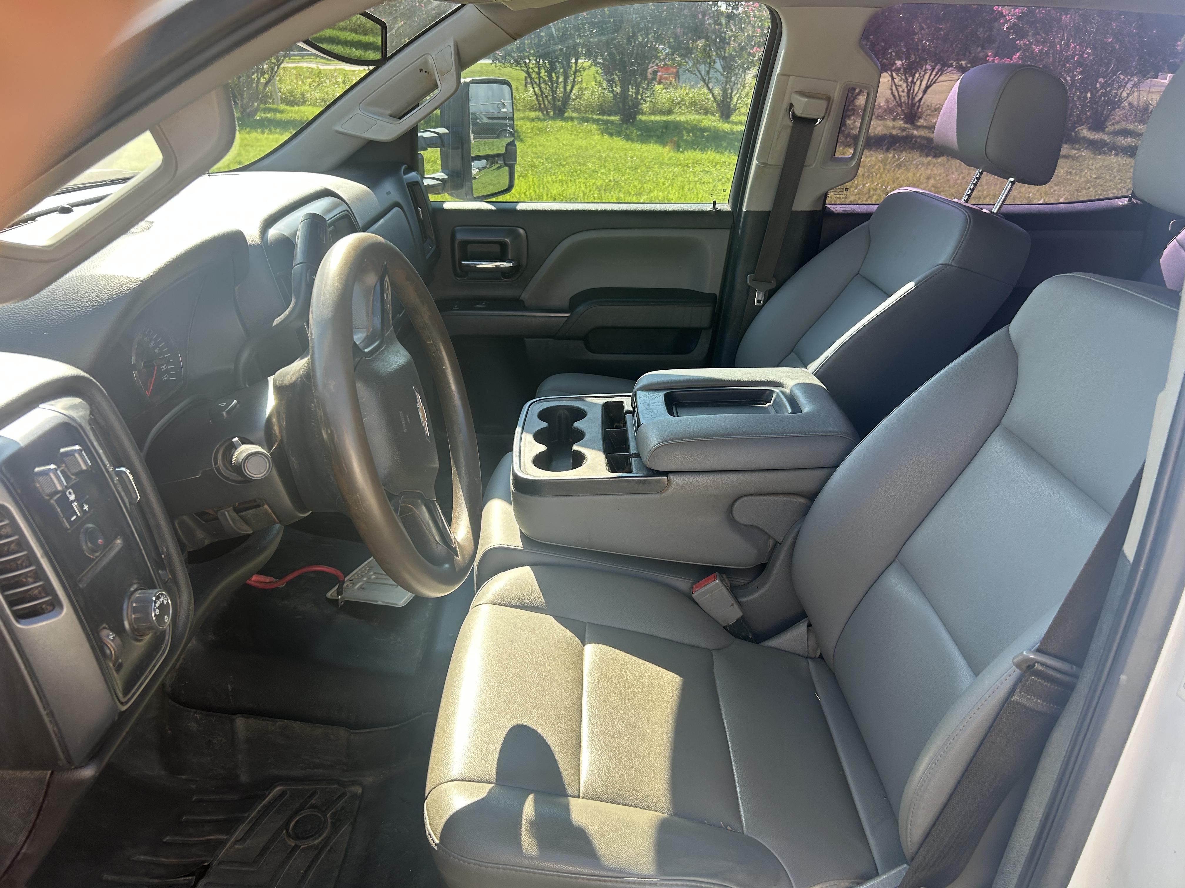 Used 2017 Chevrolet 3500 HD crew cab work truck