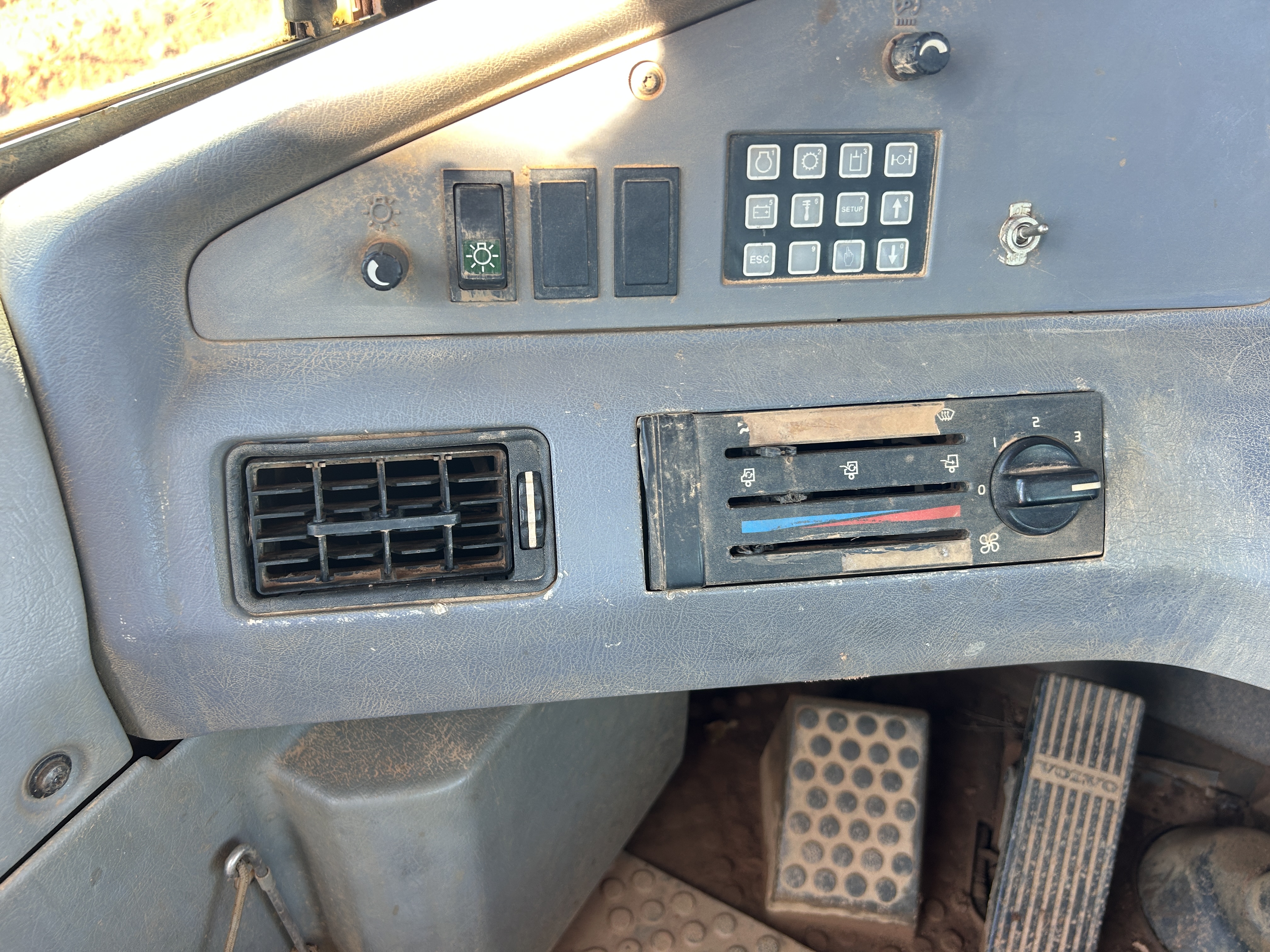 Used 2006 Volvo A25D