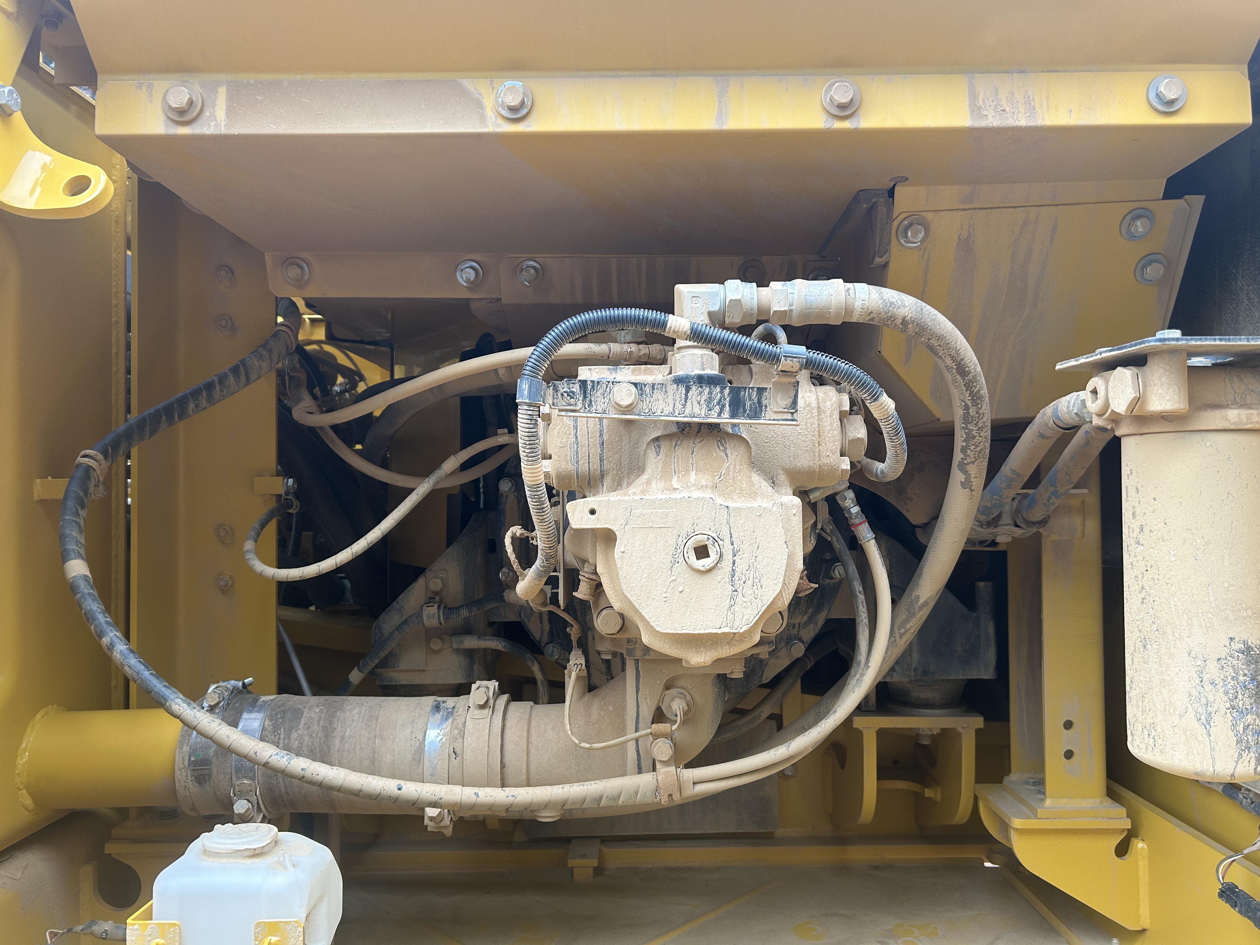 Used 2024 Komatsu PC360CLI-11 042