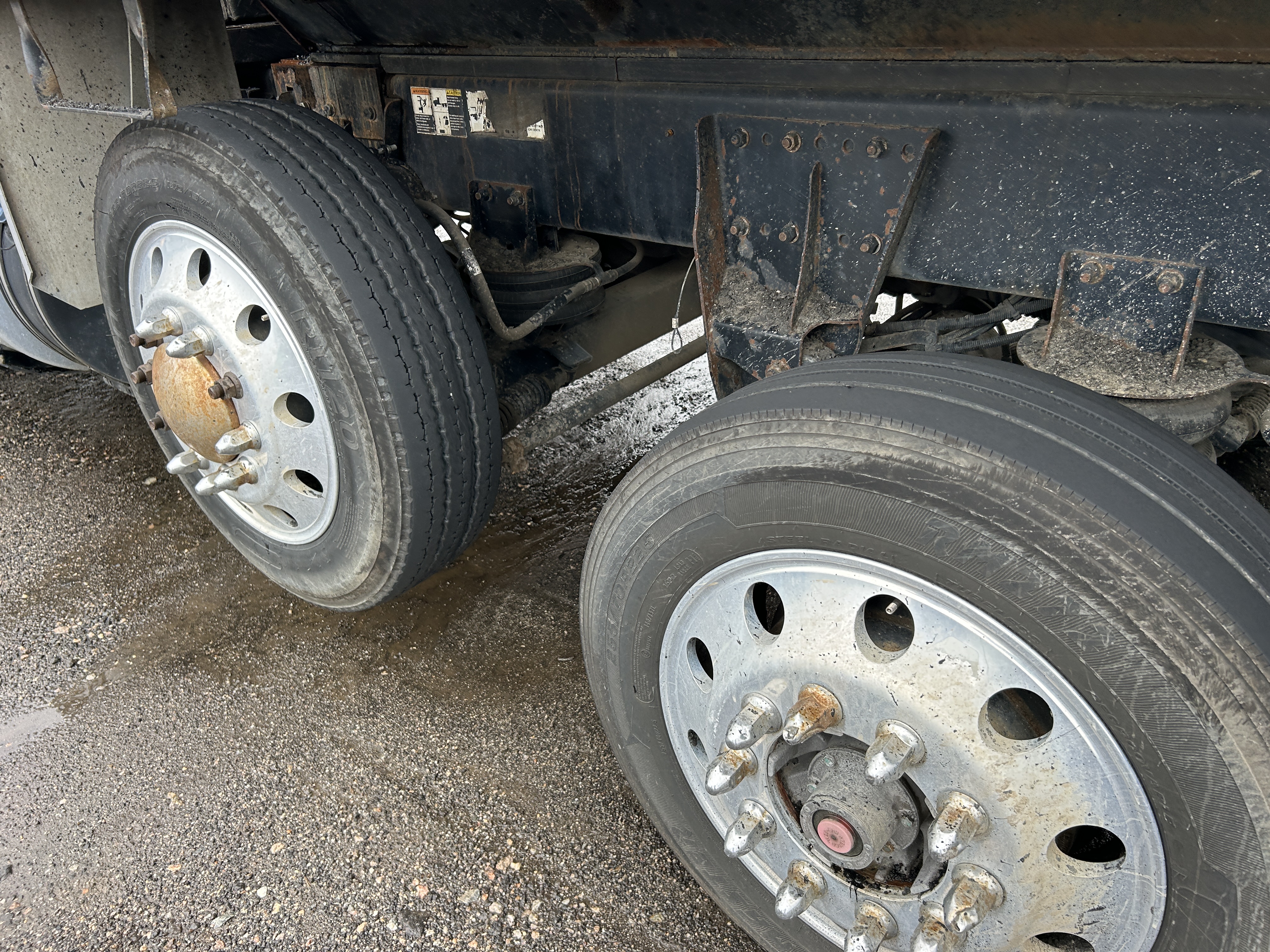 Used 2017 Kenworth T880 Quad Axle Dump Truck