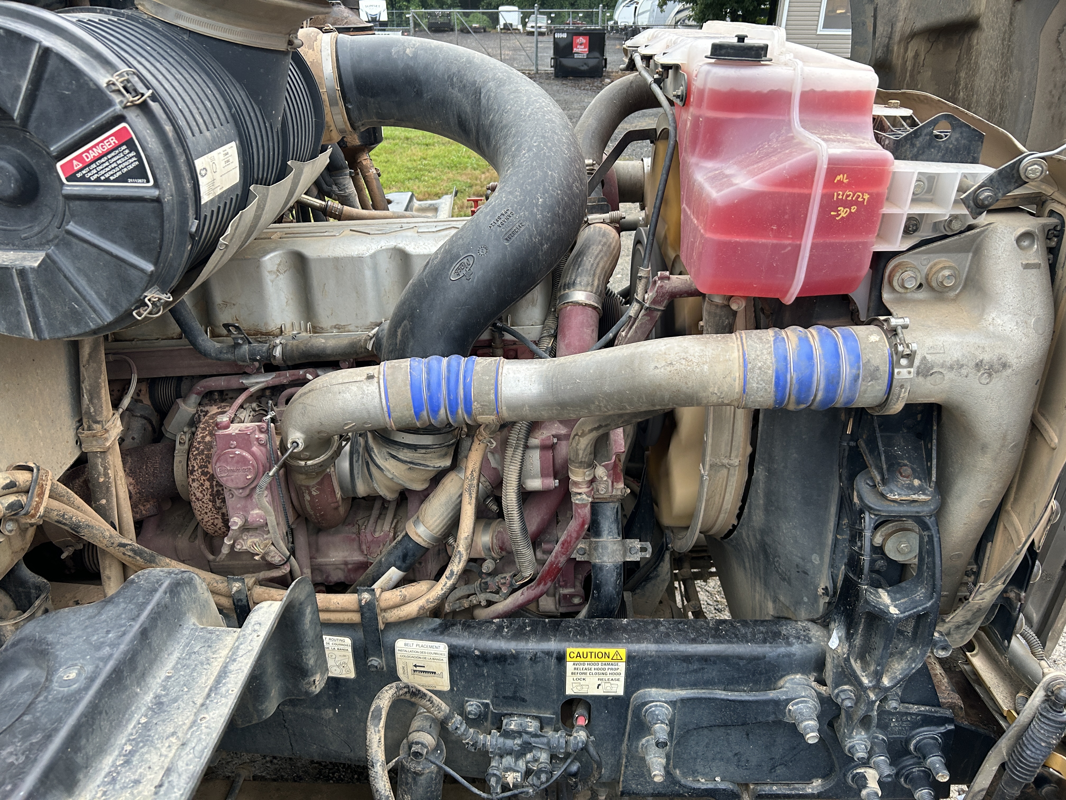 Used 2014 Mack Granite GU713 Quad Axle Dump Truck - Automatic