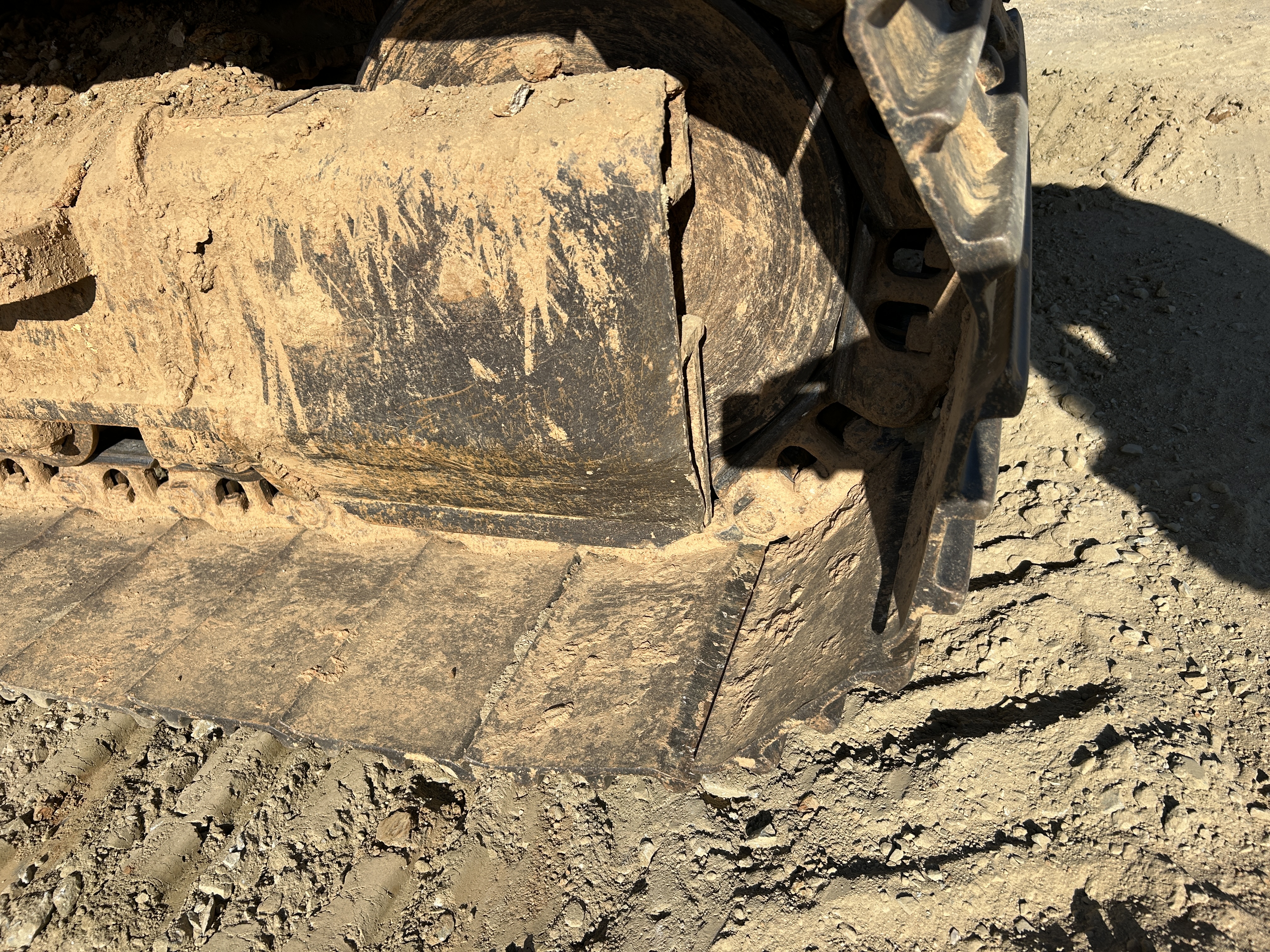 Used 2016 Caterpillar 323FL