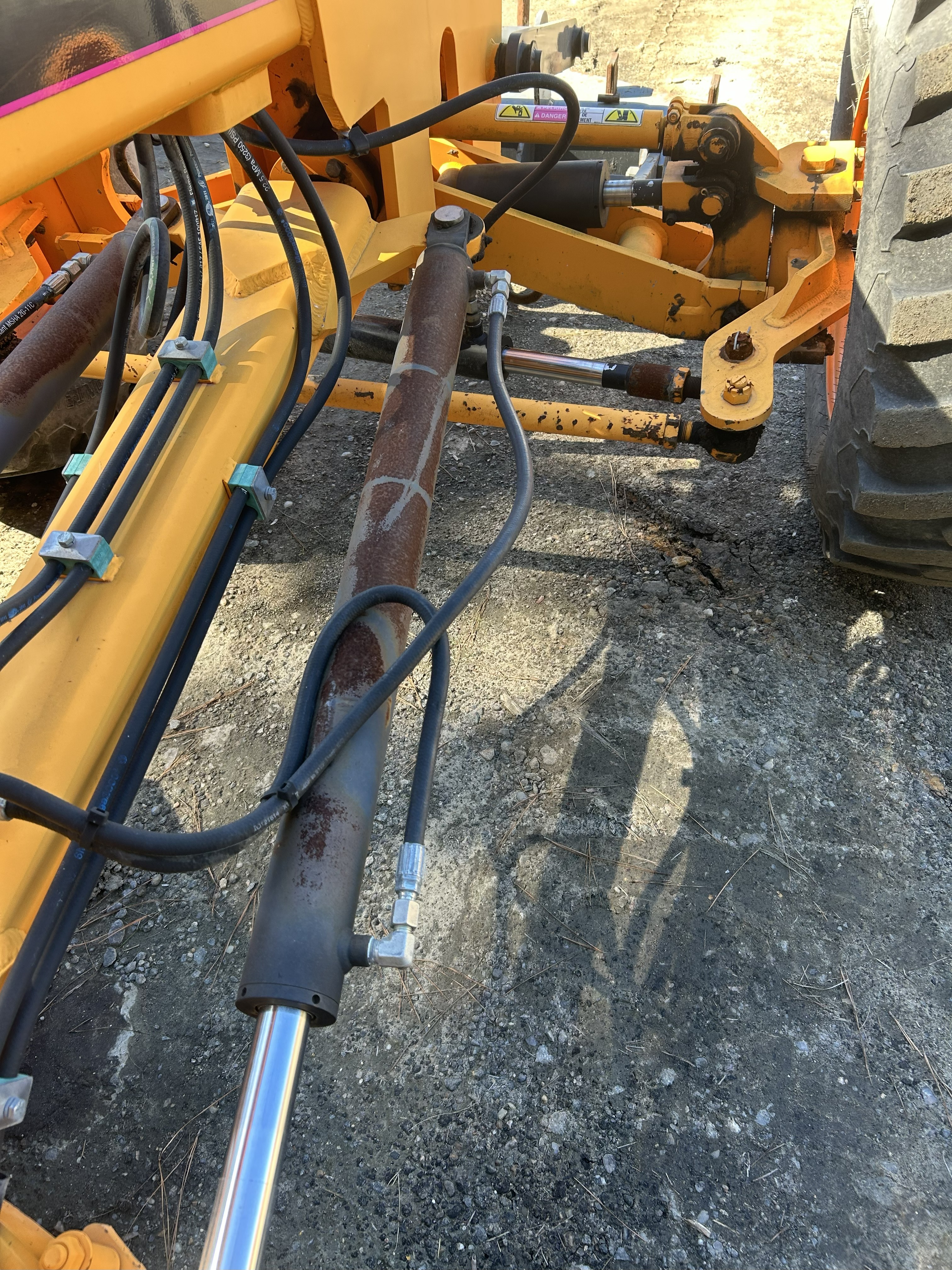 Used 2017 Leeboy 685C with only 1362