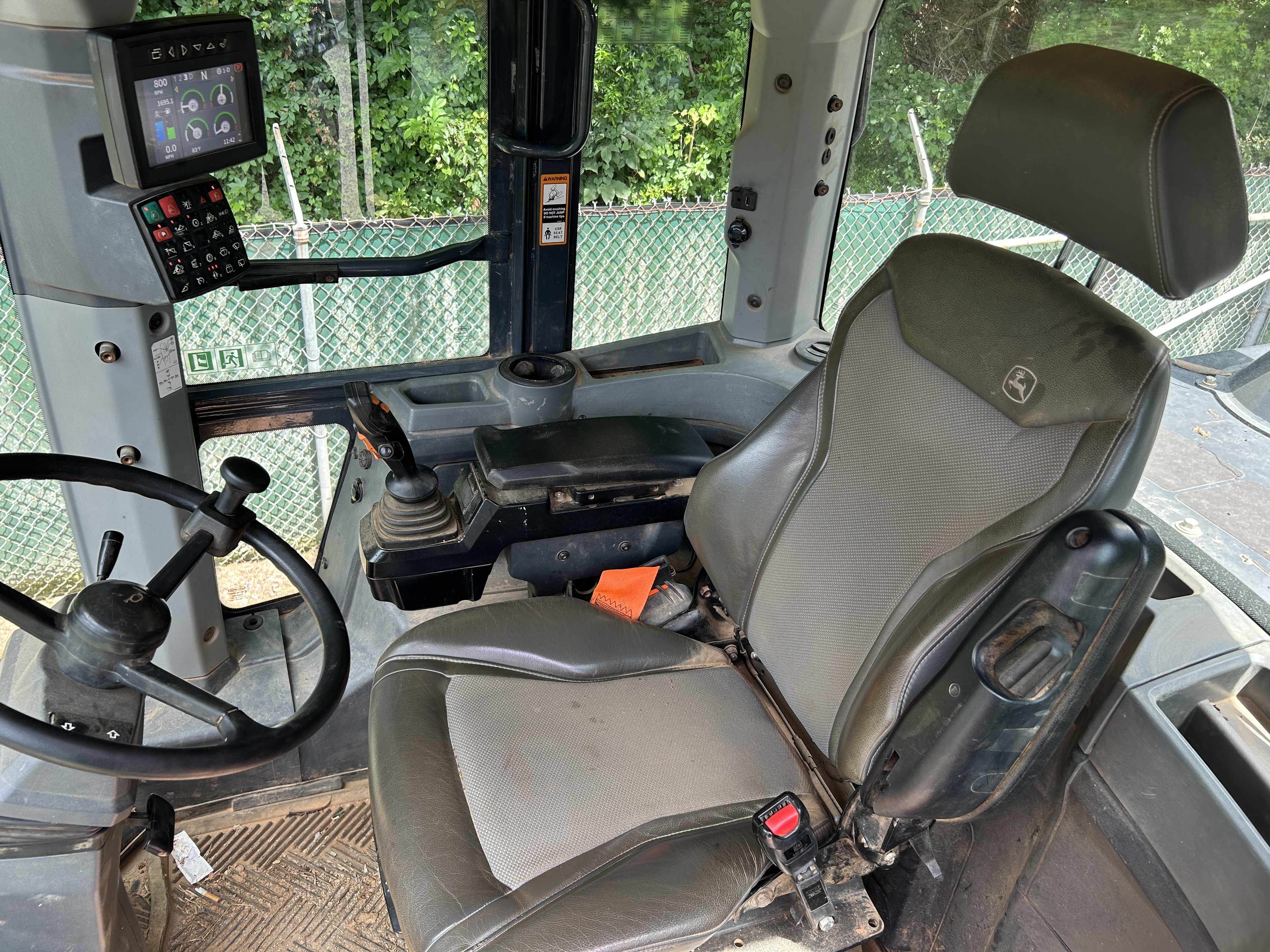 Used 2021 Deere 544 P Series