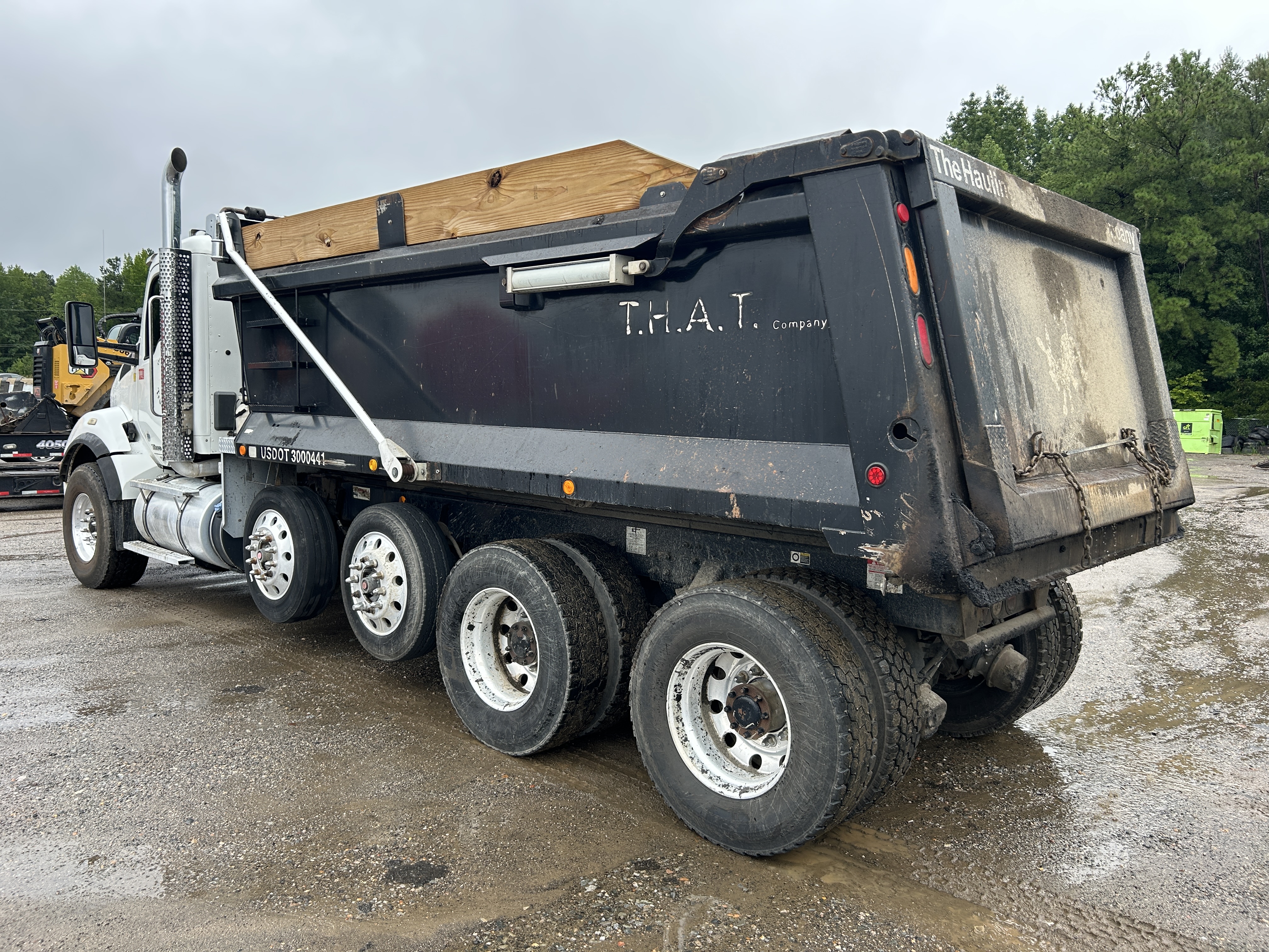 Used 2017 Kenworth T880 Quad Axle Dump Truck