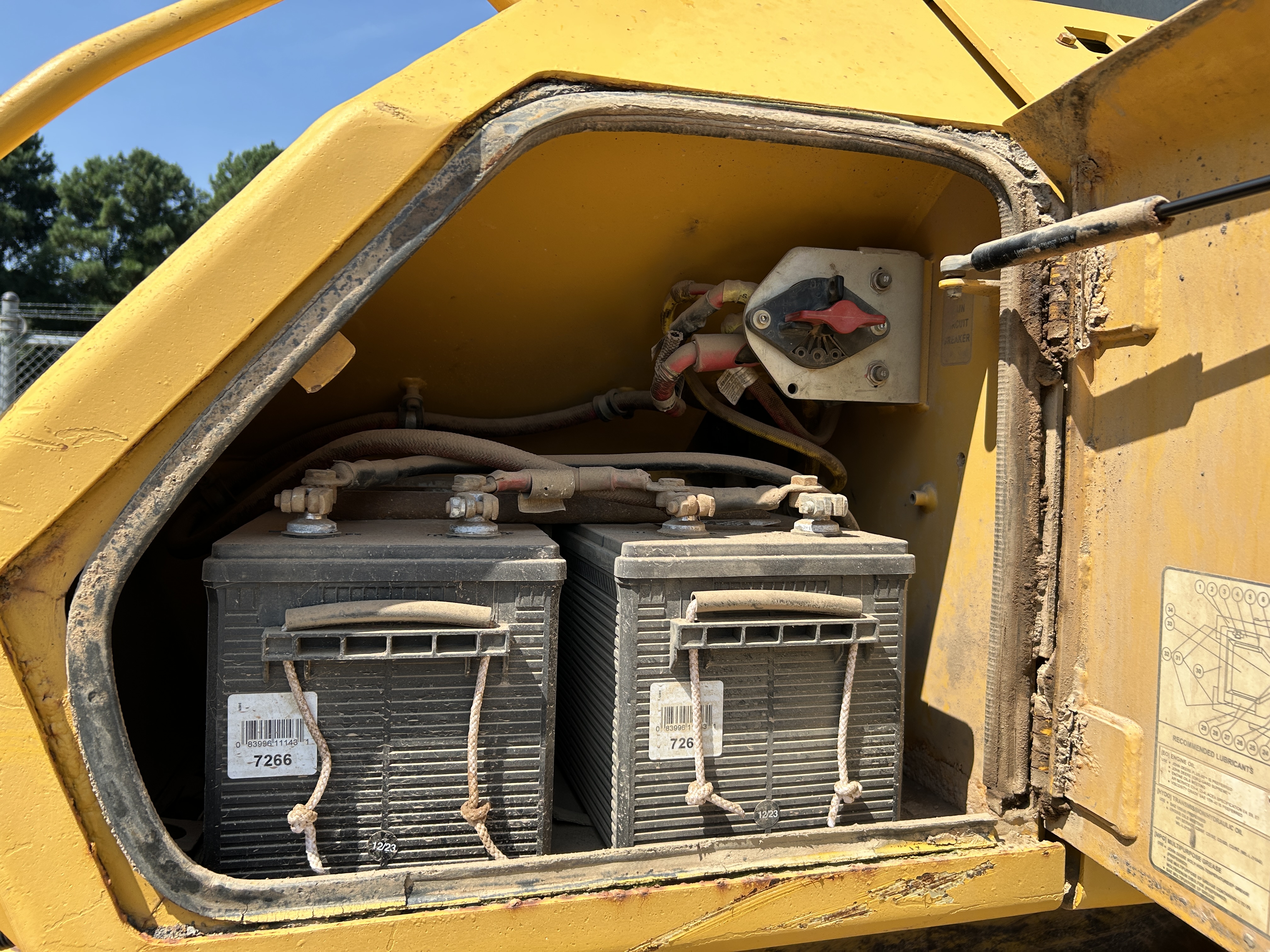 Used 2009 DEERE 950J (D7R size) with ripper