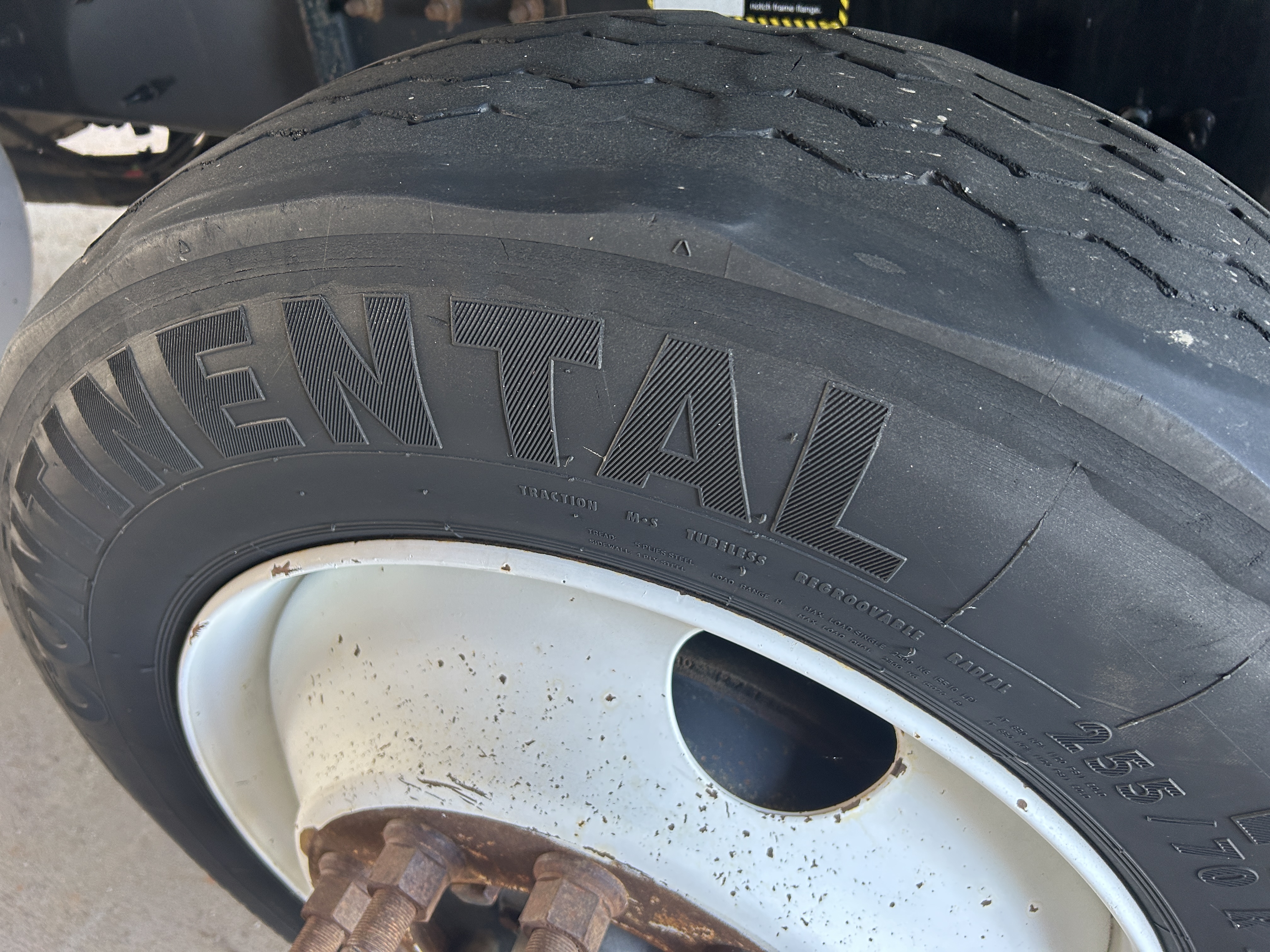 Used 2017 Mack GU713 Tri Axle Dump Truck - Automatic