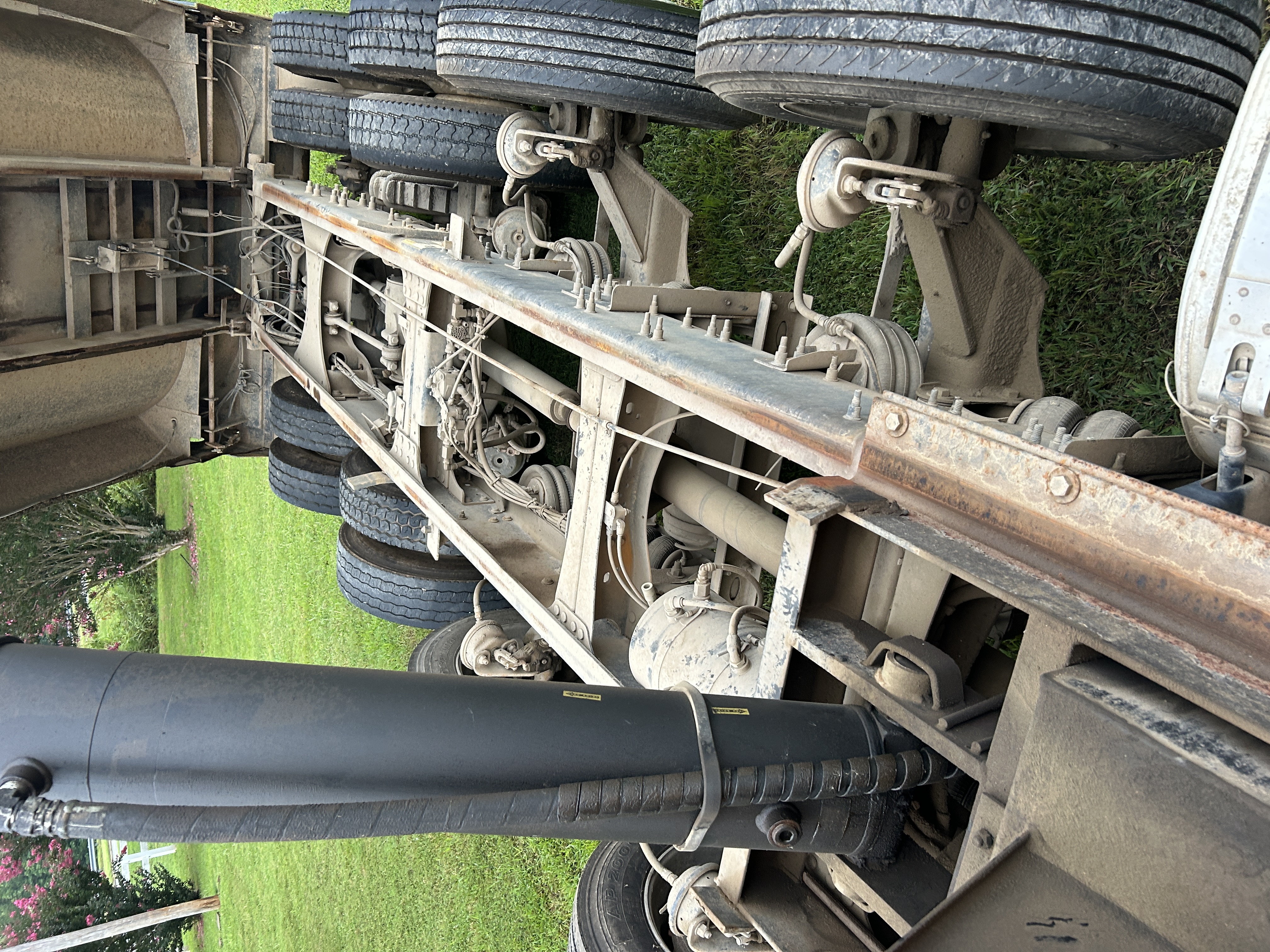 Used 2014 Mack Granite GU713 Quad Axle Dump Truck - Automatic