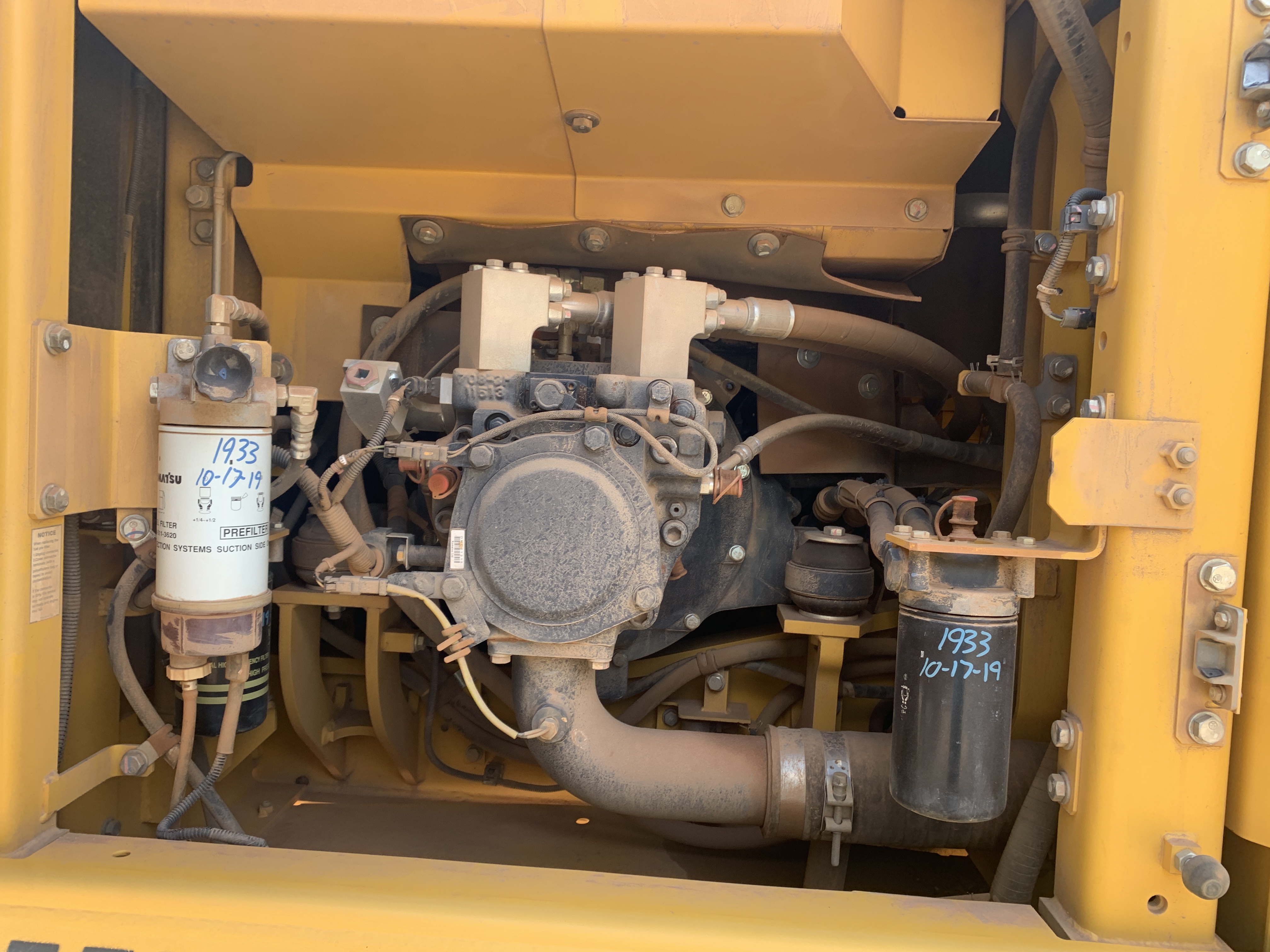 Used 2017 Komatsu PC170LC-11