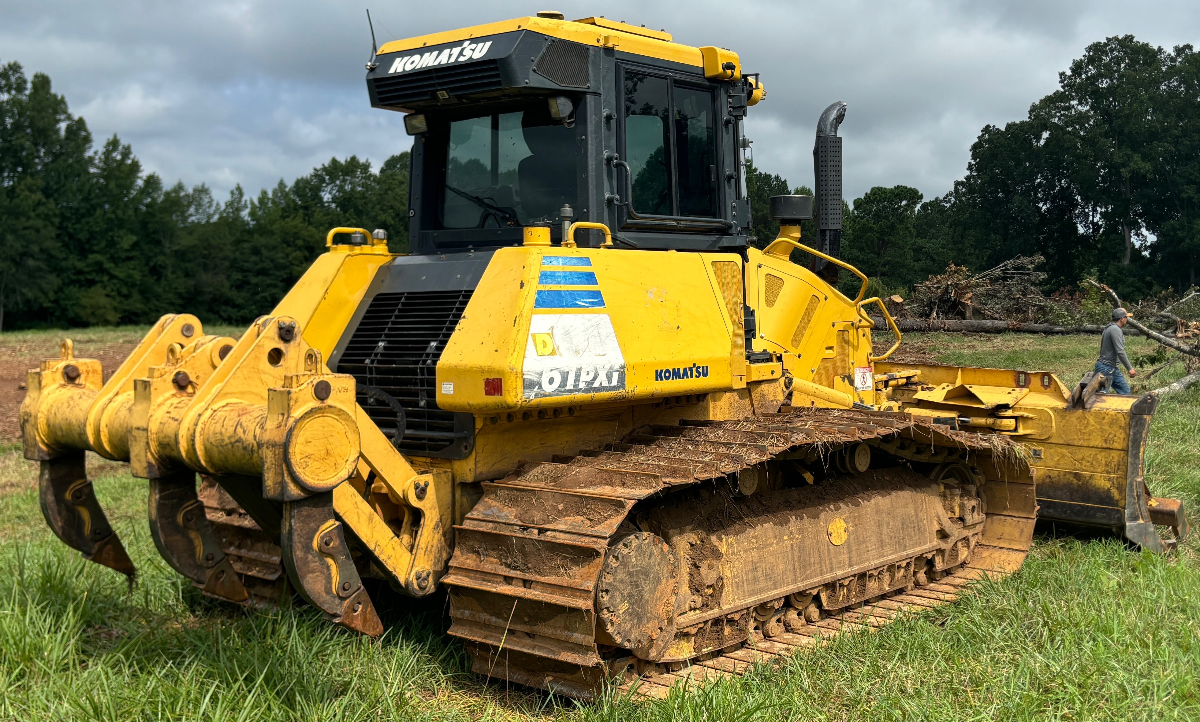 Used Nice 2013 Komatsu D61PXI-23 with BRAND NEW UNDER CARRAIGE
