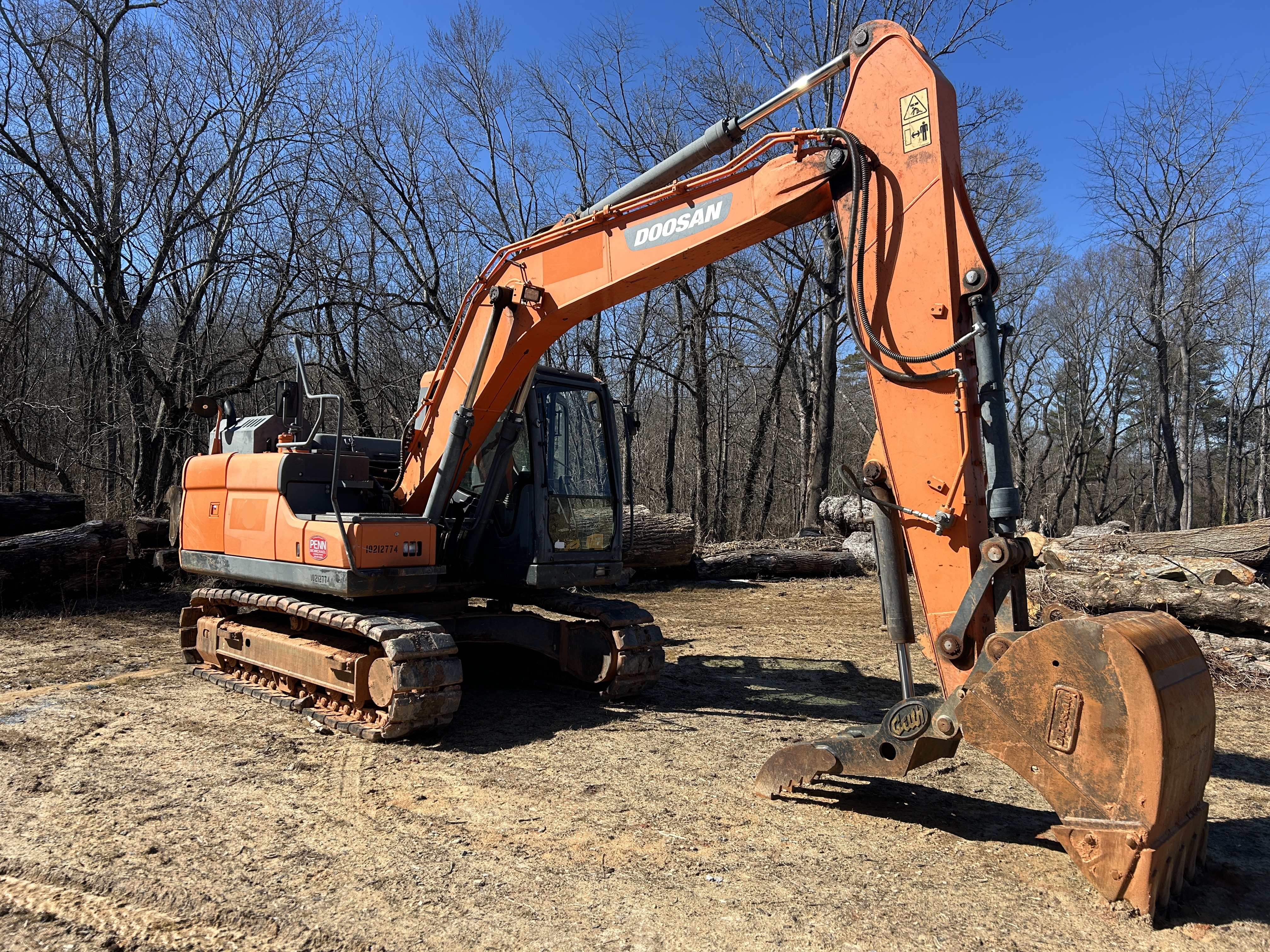 Used 2017 Doosan DX140LC-5
