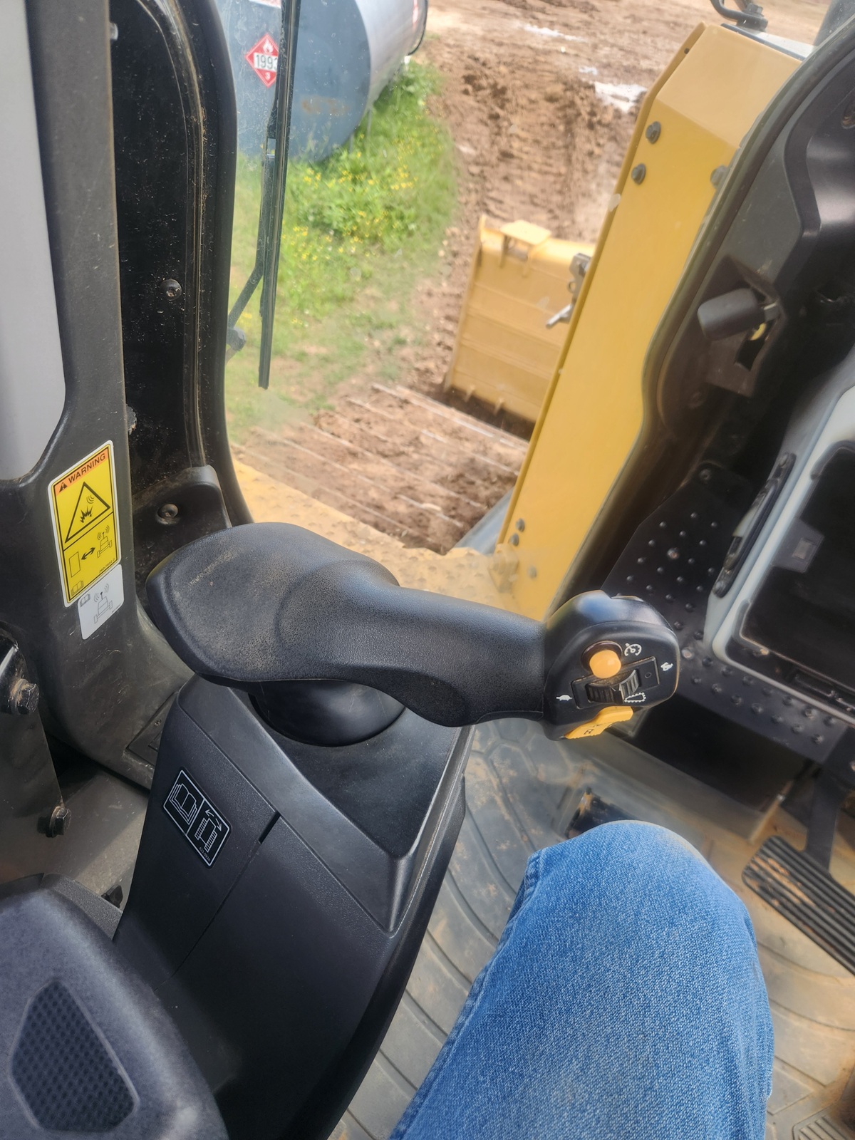 Used 2023 Caterpillar D6 VPAT LGP