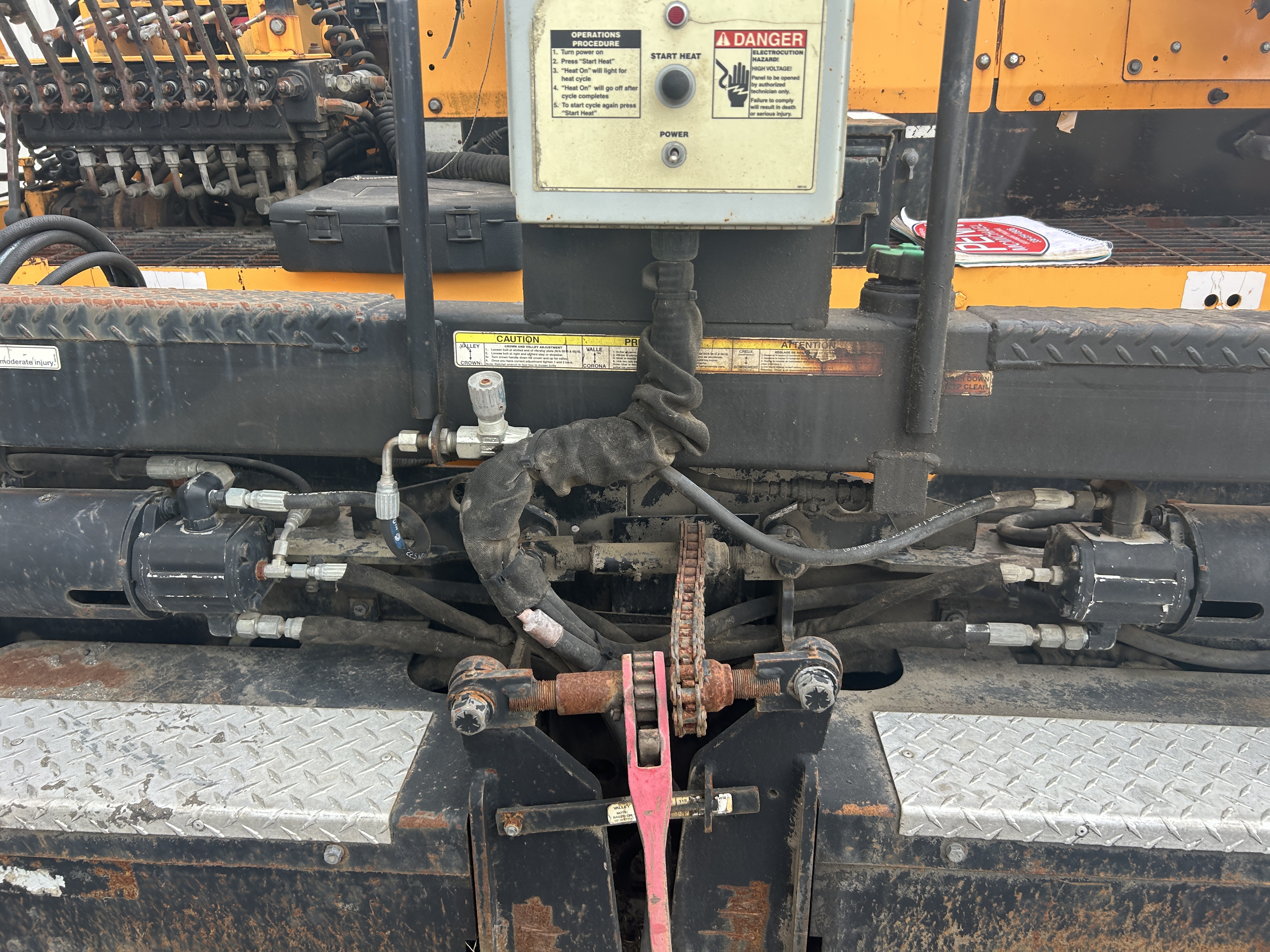 Used 2011 Leeboy 8510B