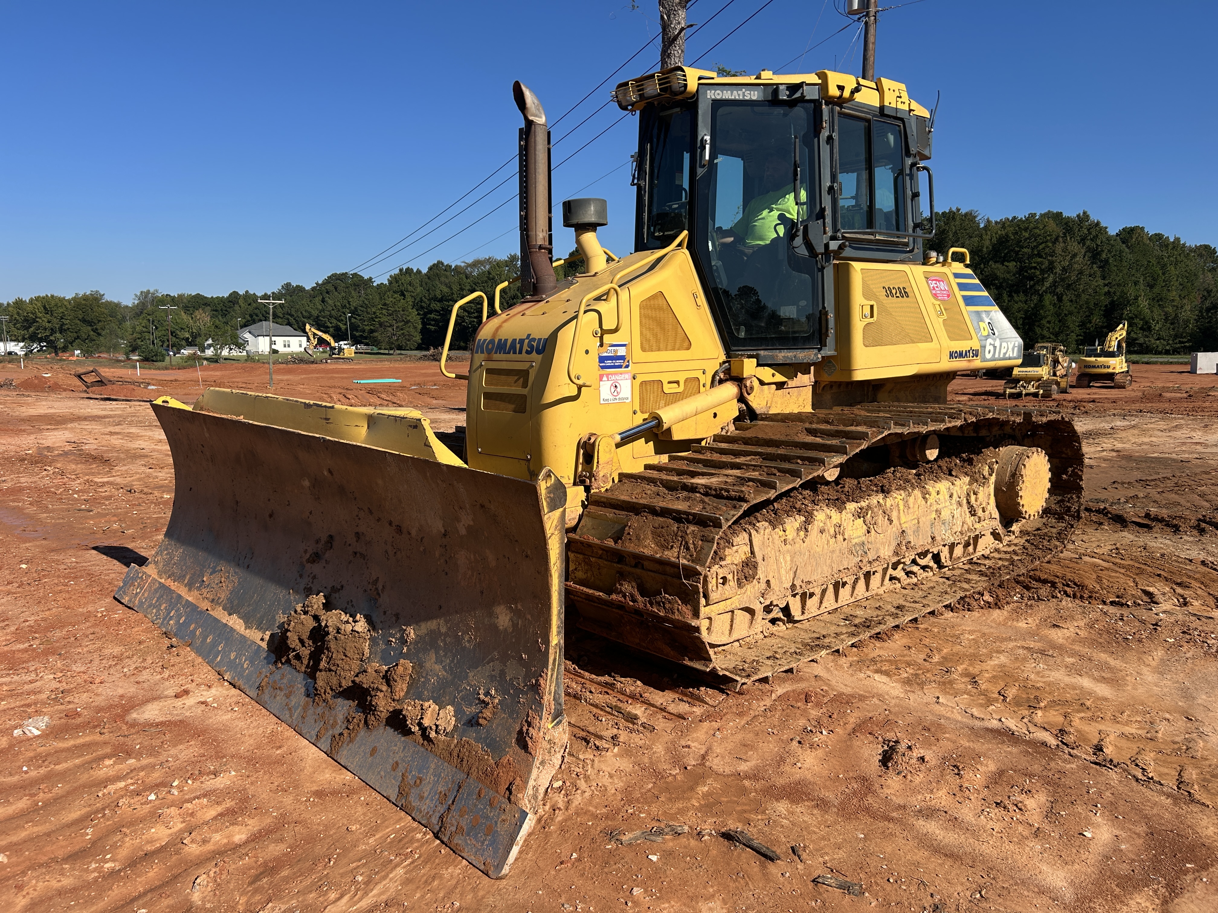 Used 2016 Komatsu D61PXi-23