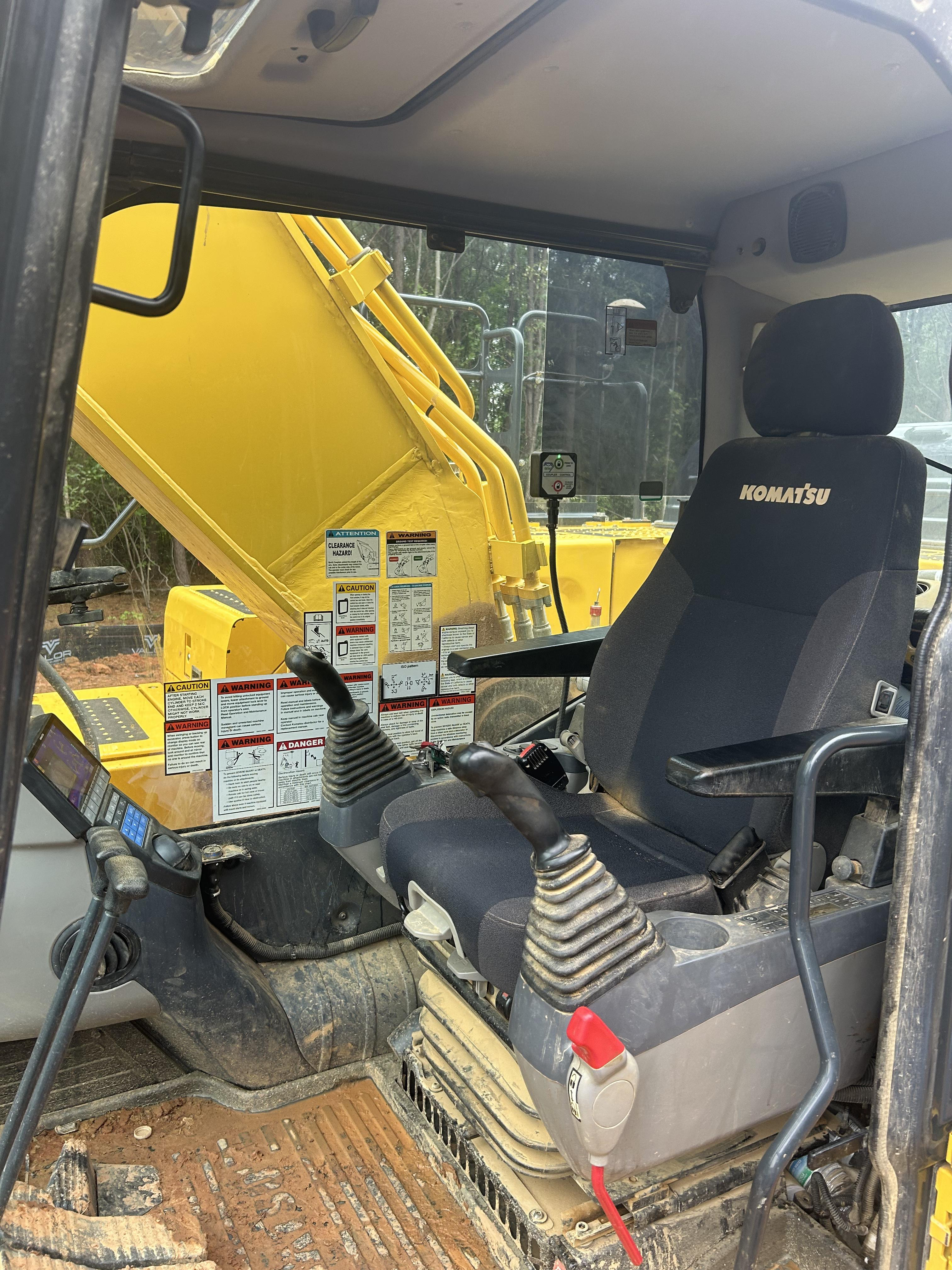 Used 2024 Komatsu PC360CLI-11 042