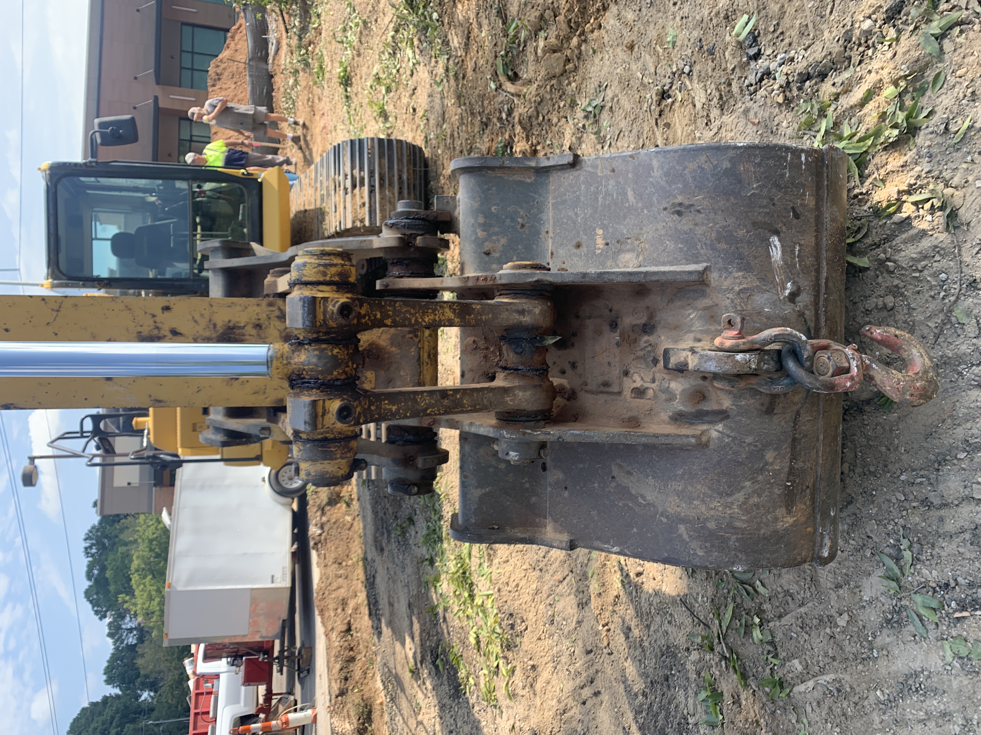 Used 2017 Komatsu PC170LC-11