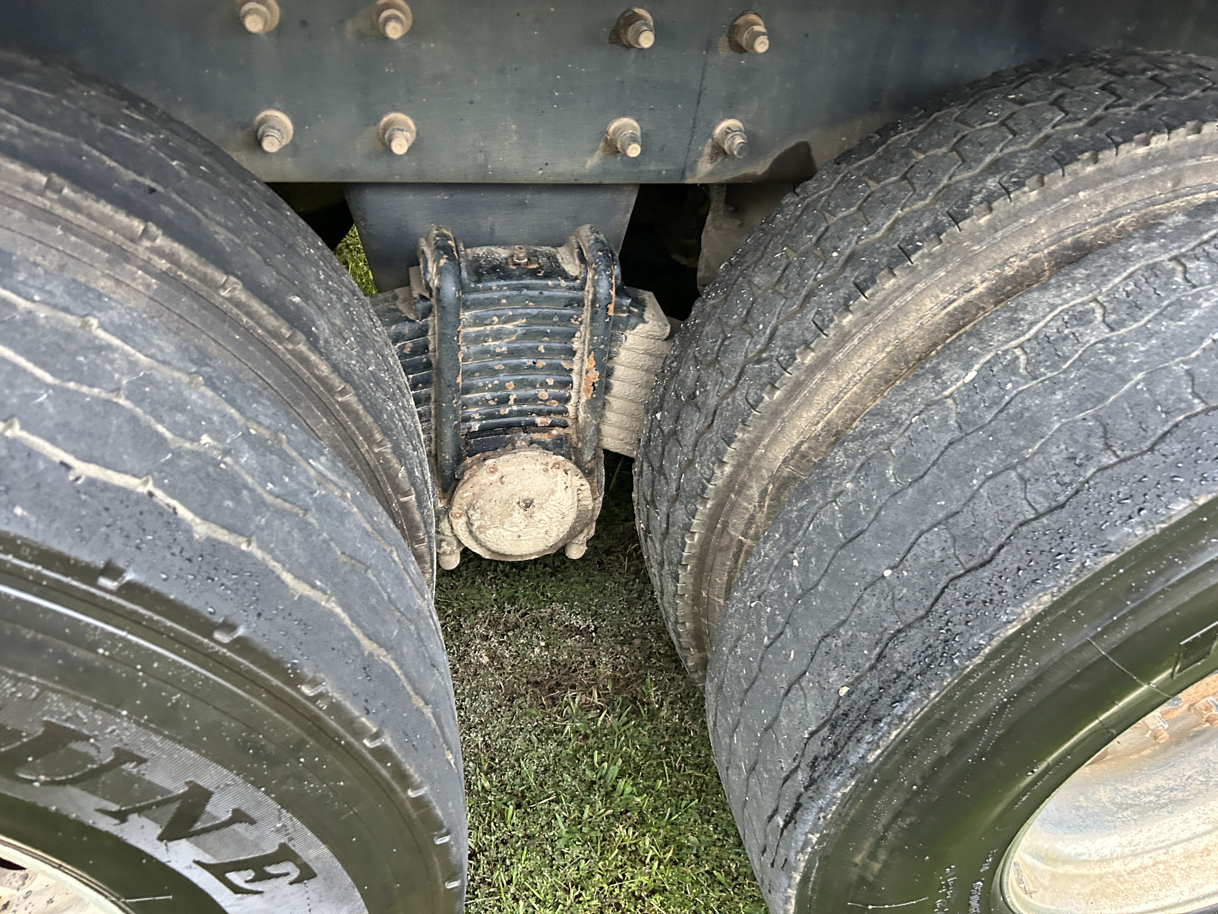 Used 2014 Mack Granite GU713 Quad Axle Dump Truck - Automatic