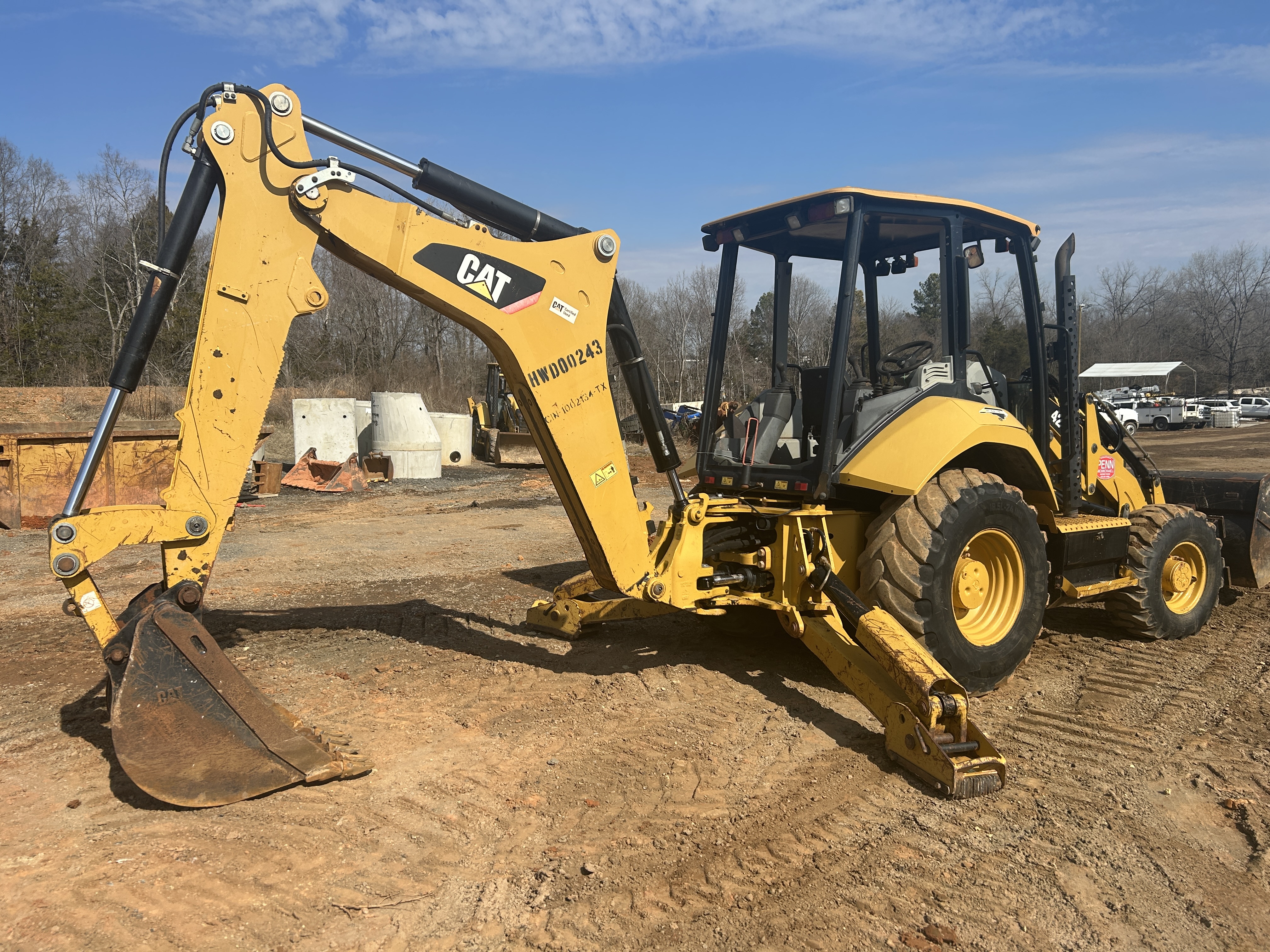 Used 2015 Caterpillar 420F2 IT