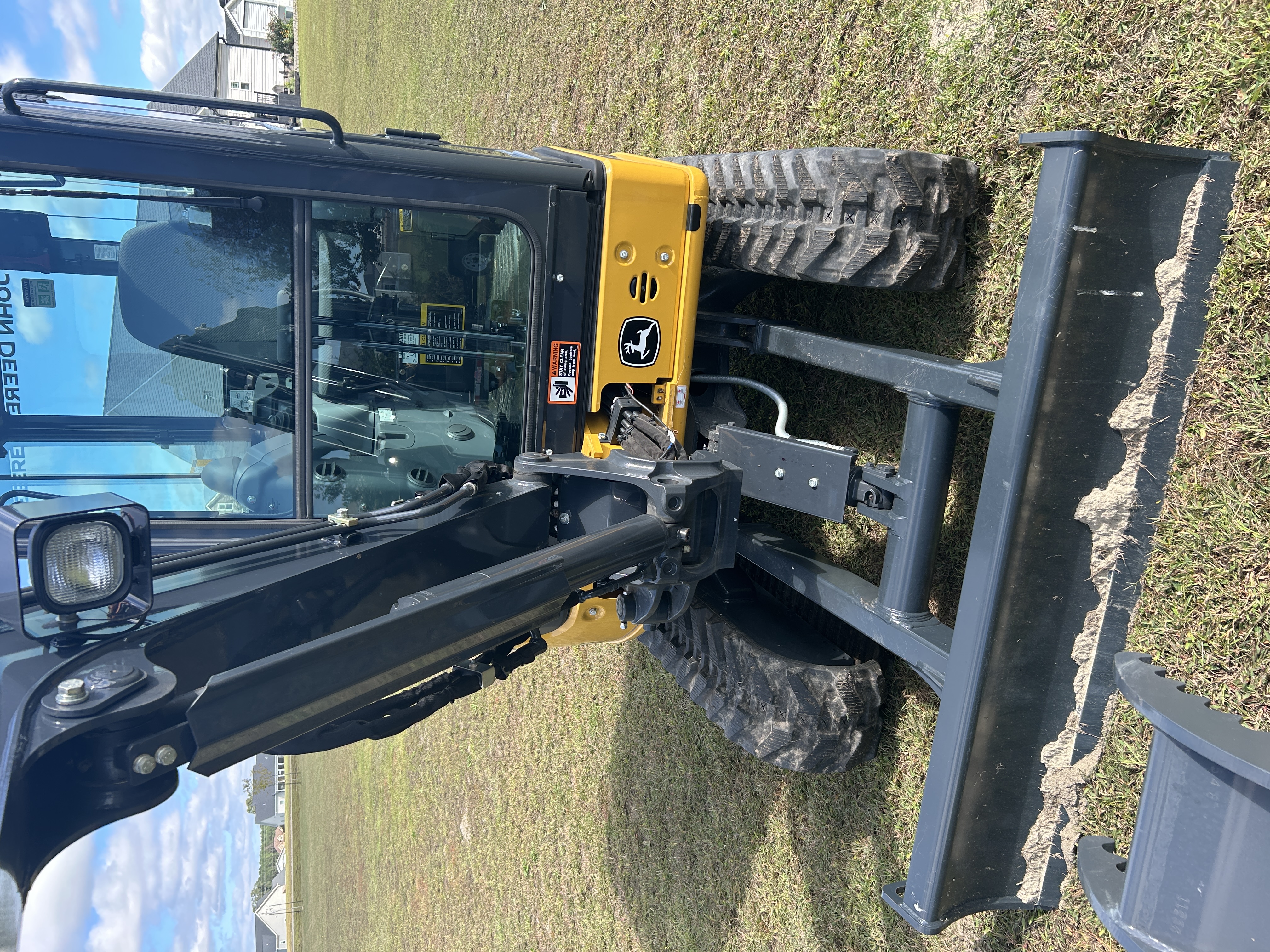 Used 2024 Deere 30P - NEW and loaded