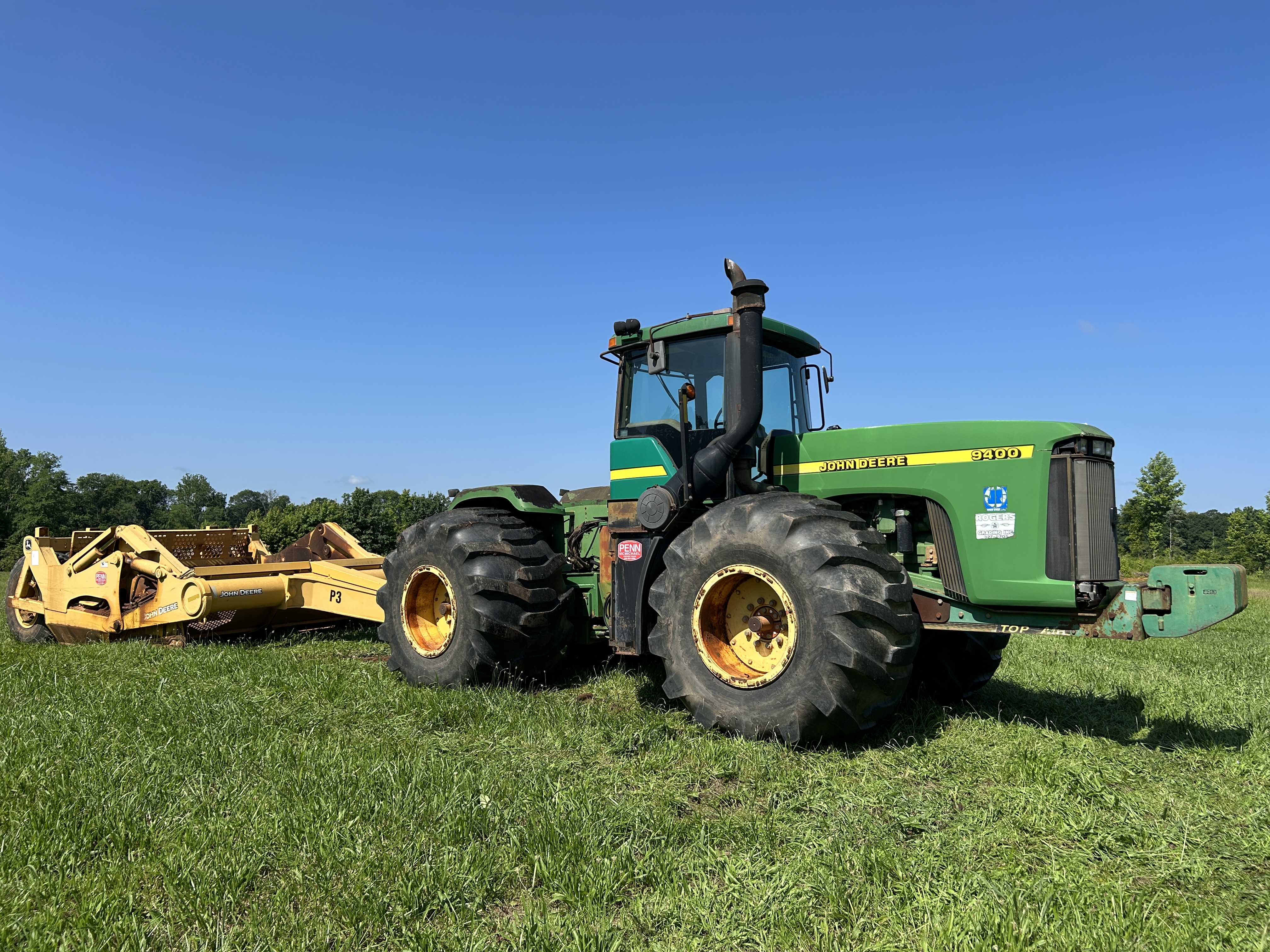 Used 2005 Deere 1810E Pull Pan with Deere 9400 tractor with 4455 hrs