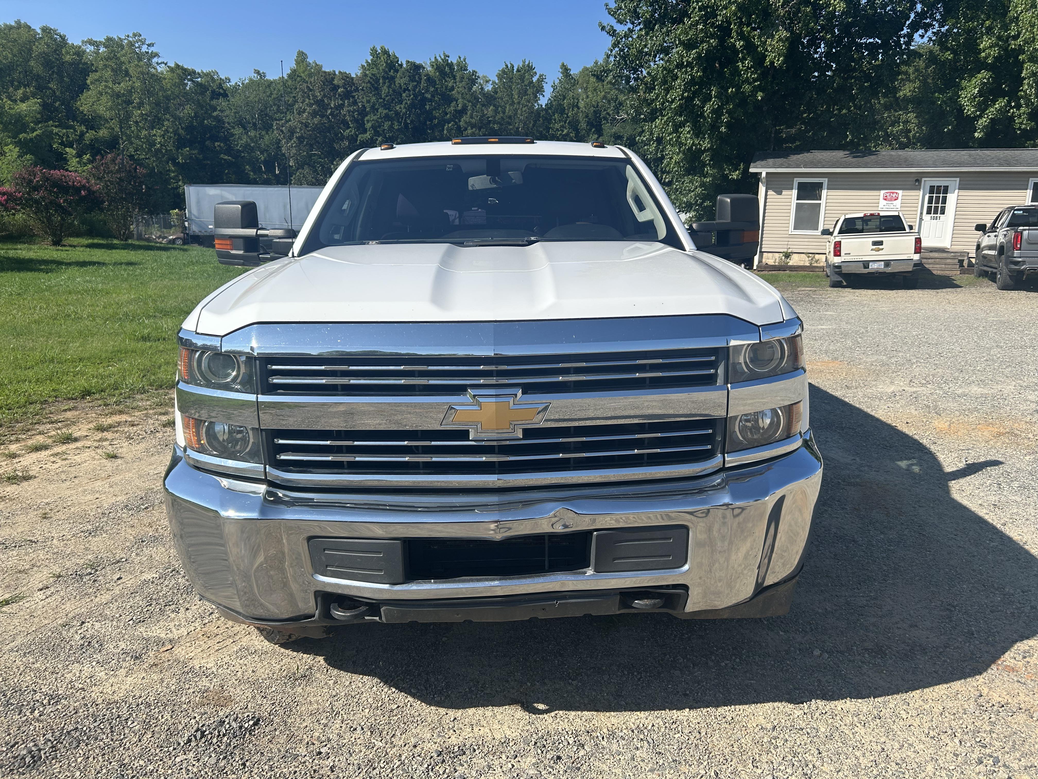 Used 2017 Chevrolet 3500 HD crew cab work truck