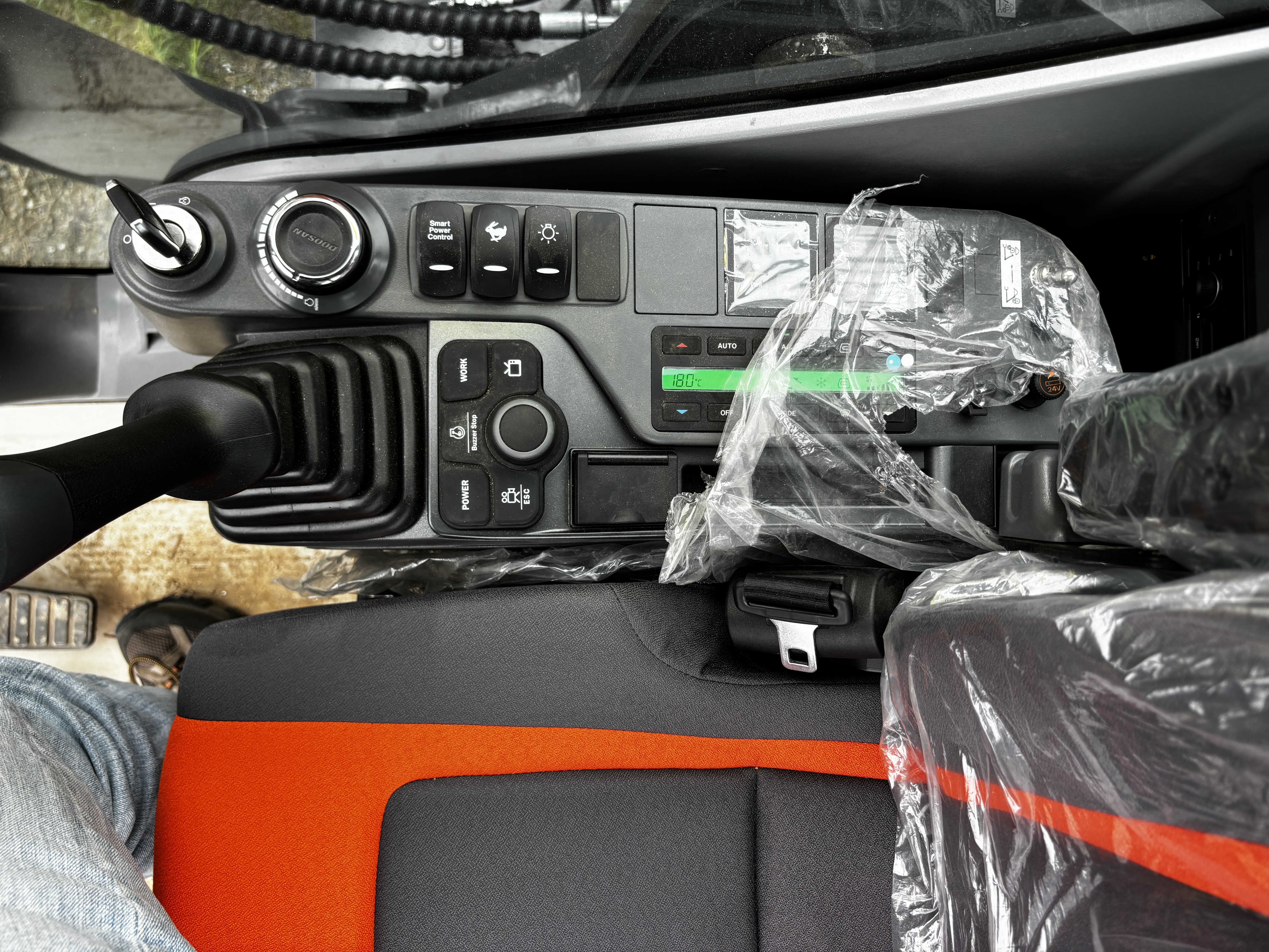 Used 2024 Doosan DX180LC-5