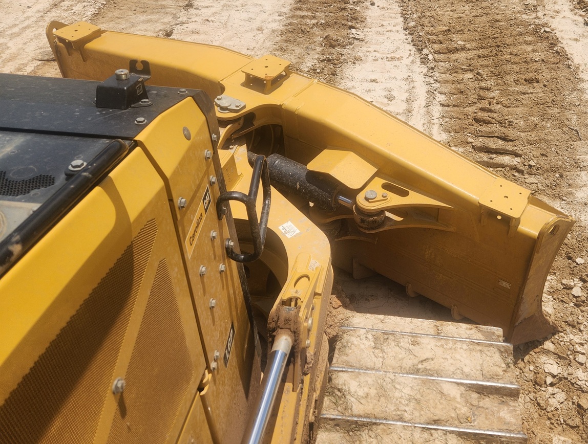 Used 2023 Caterpillar D6 VPAT LGP