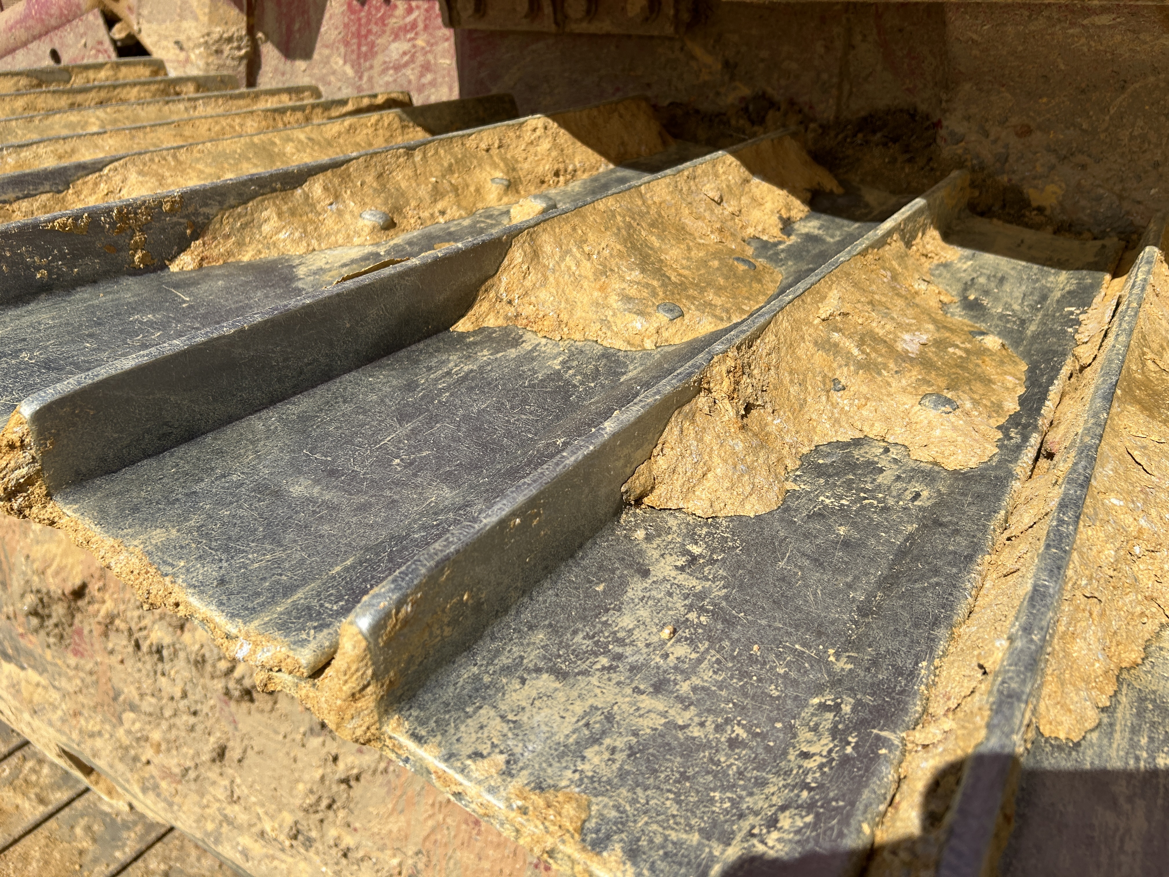 Used 2018 Komatsu D61PXi-24