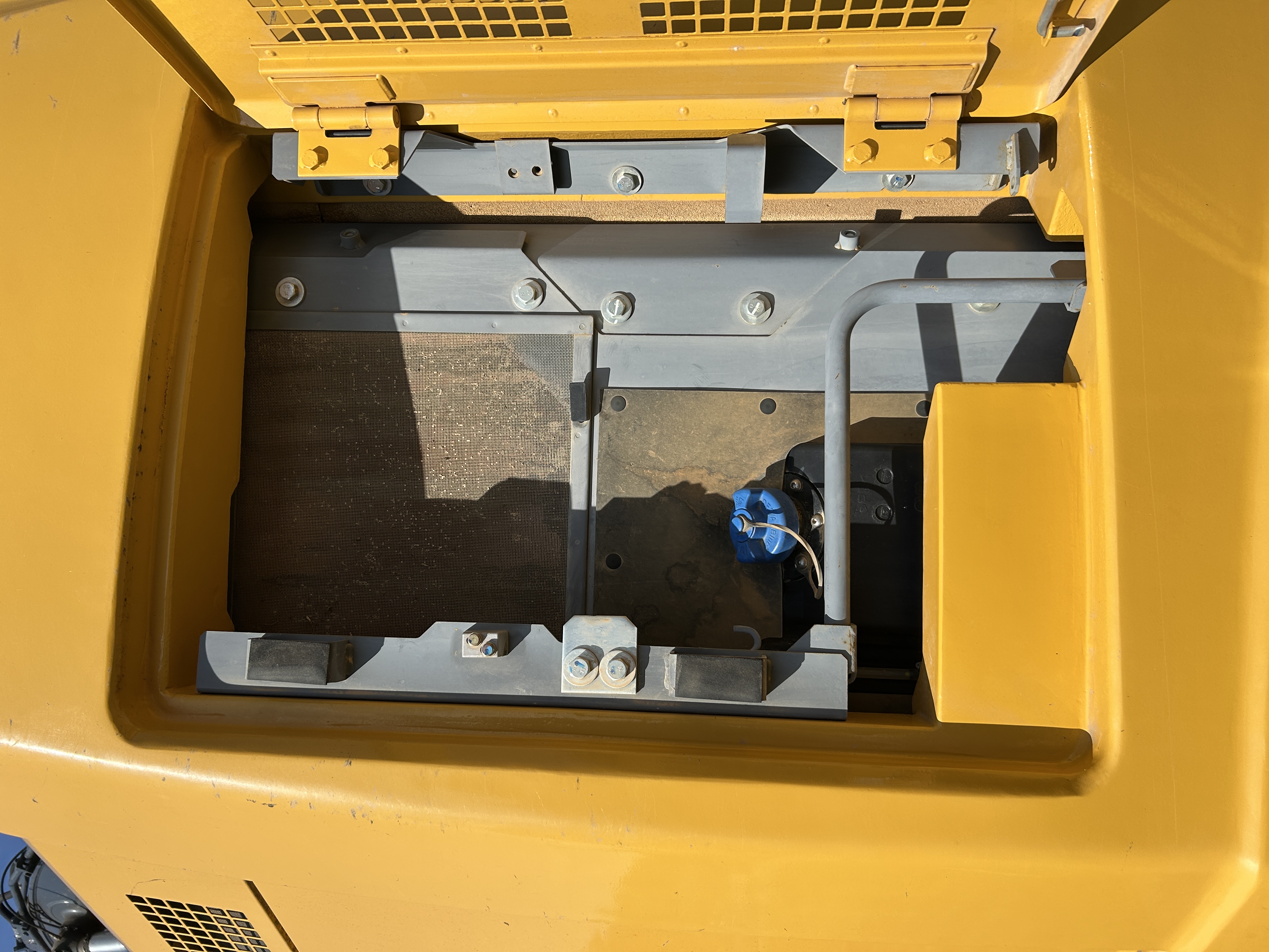 Used 2021 Deere 345G LC - low hours very nice