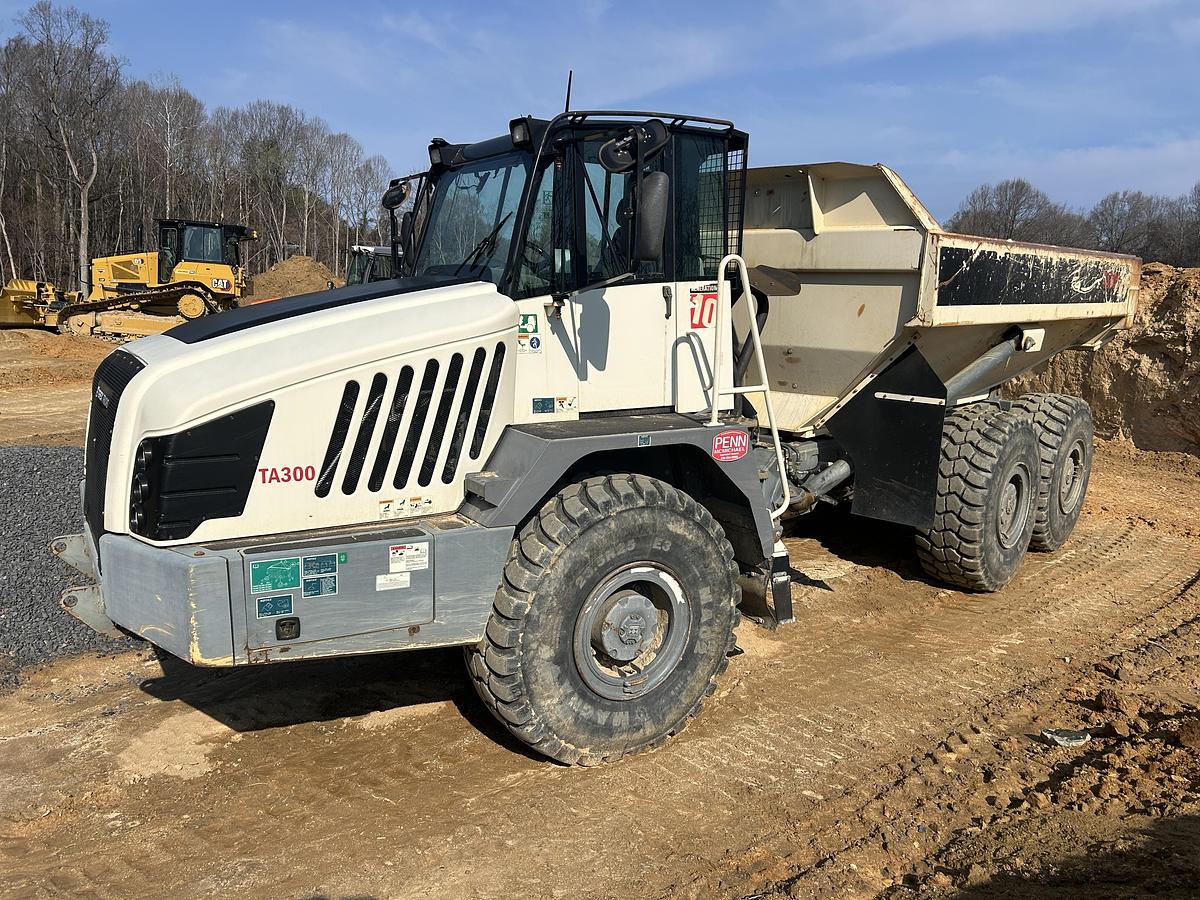 Used 2020 Terex TA300