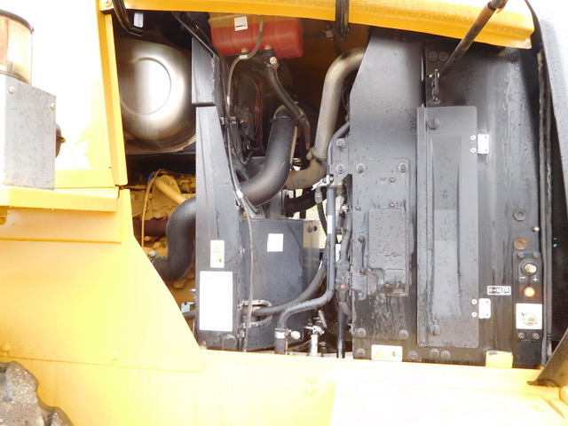 Used 2017 Caterpillar 926M