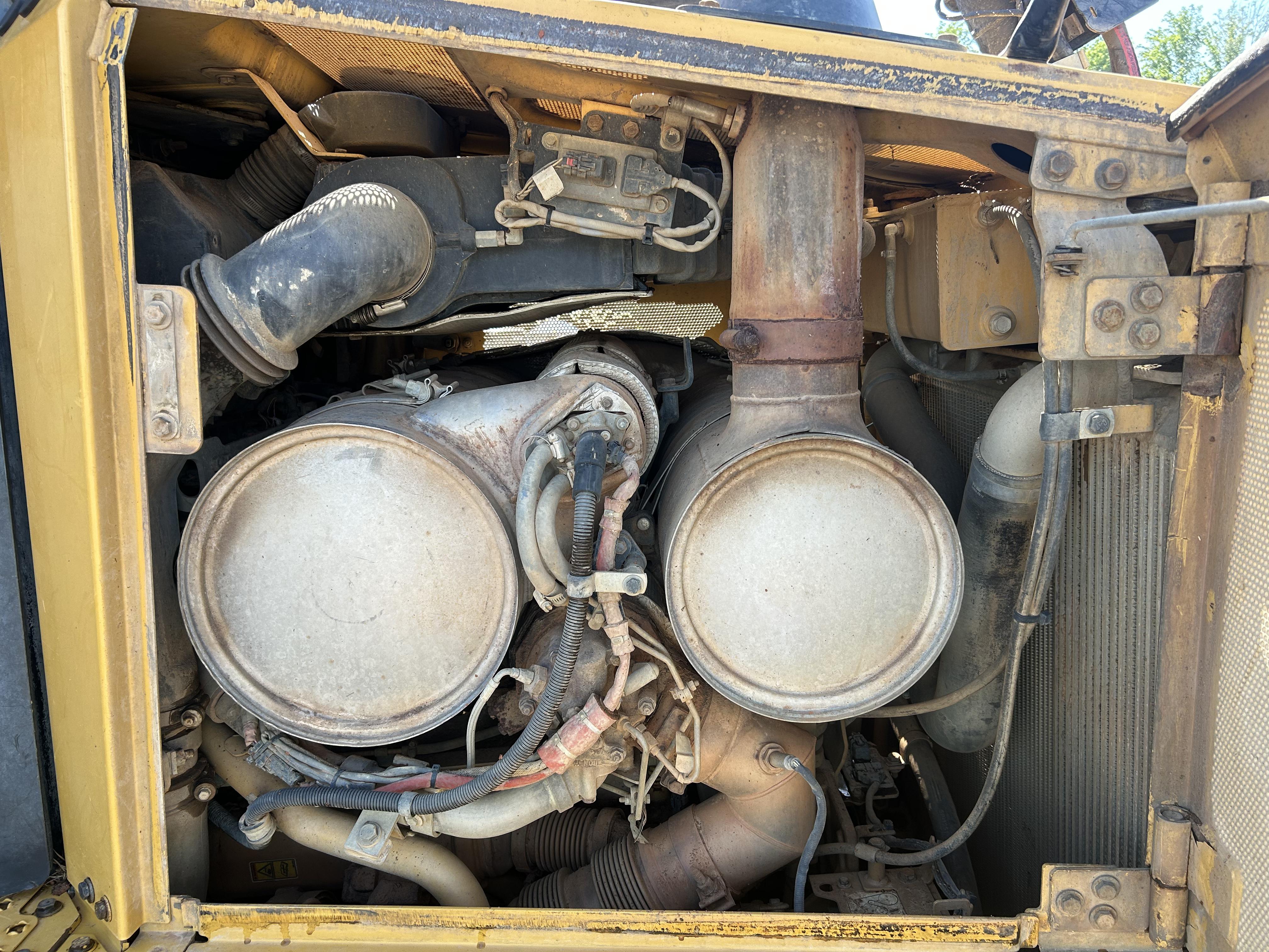 Used 2018 Caterpillar D6T LGP