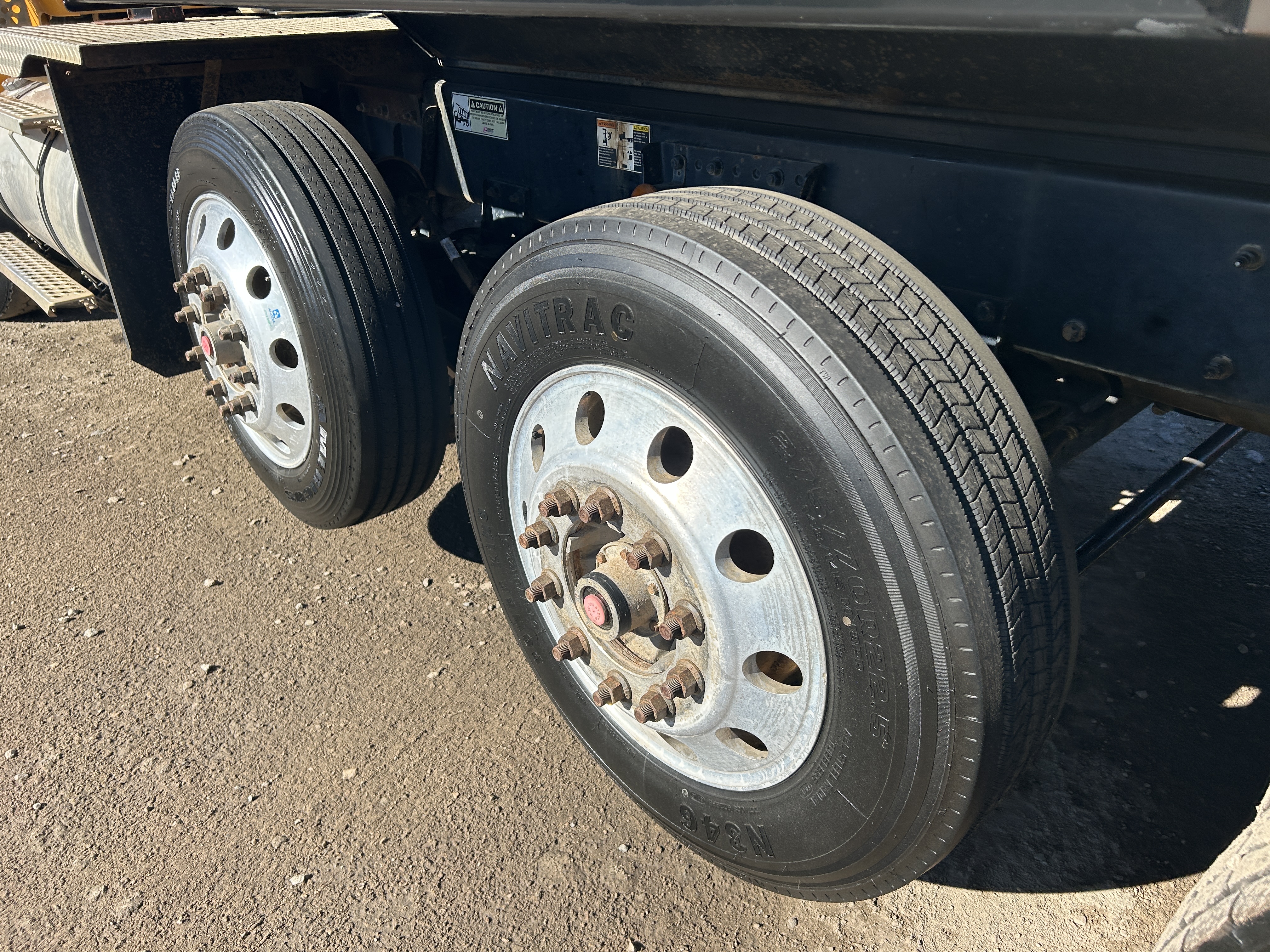 Used 2016 Kenworth T880 Quad Axle Dump Truck - Automatic