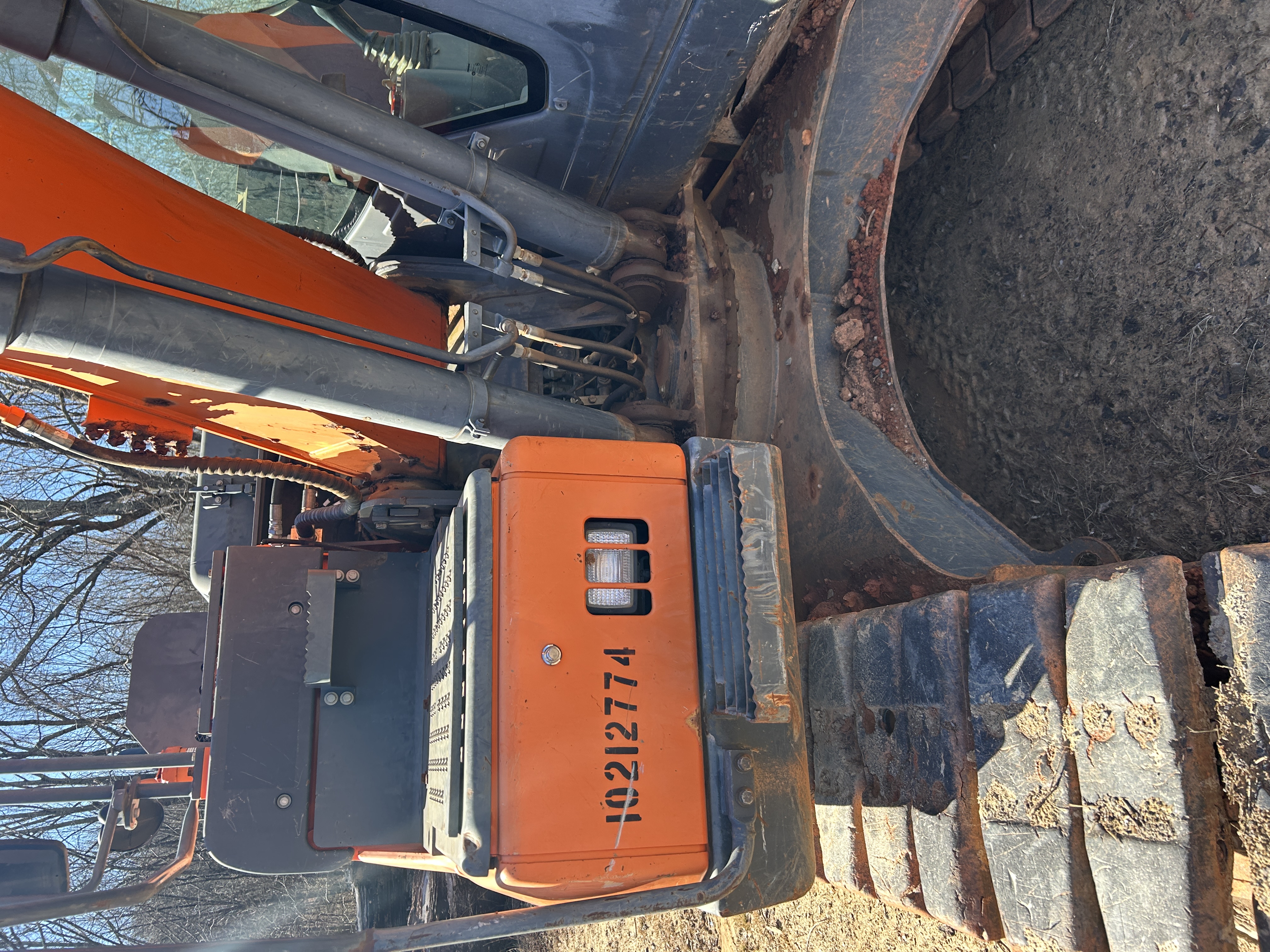 Used 2017 Doosan DX140LC-5