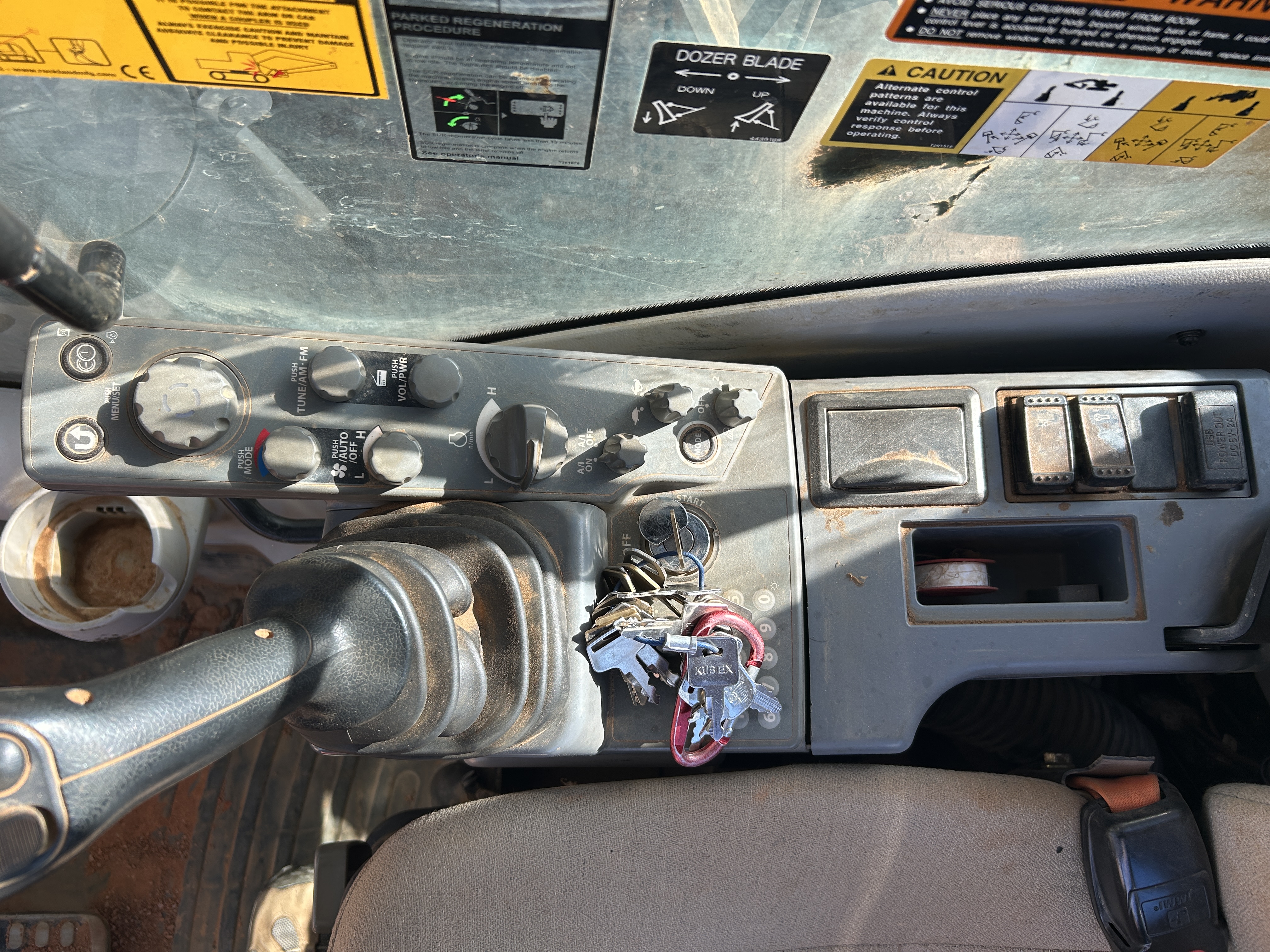 Used 2021 Deere 135G